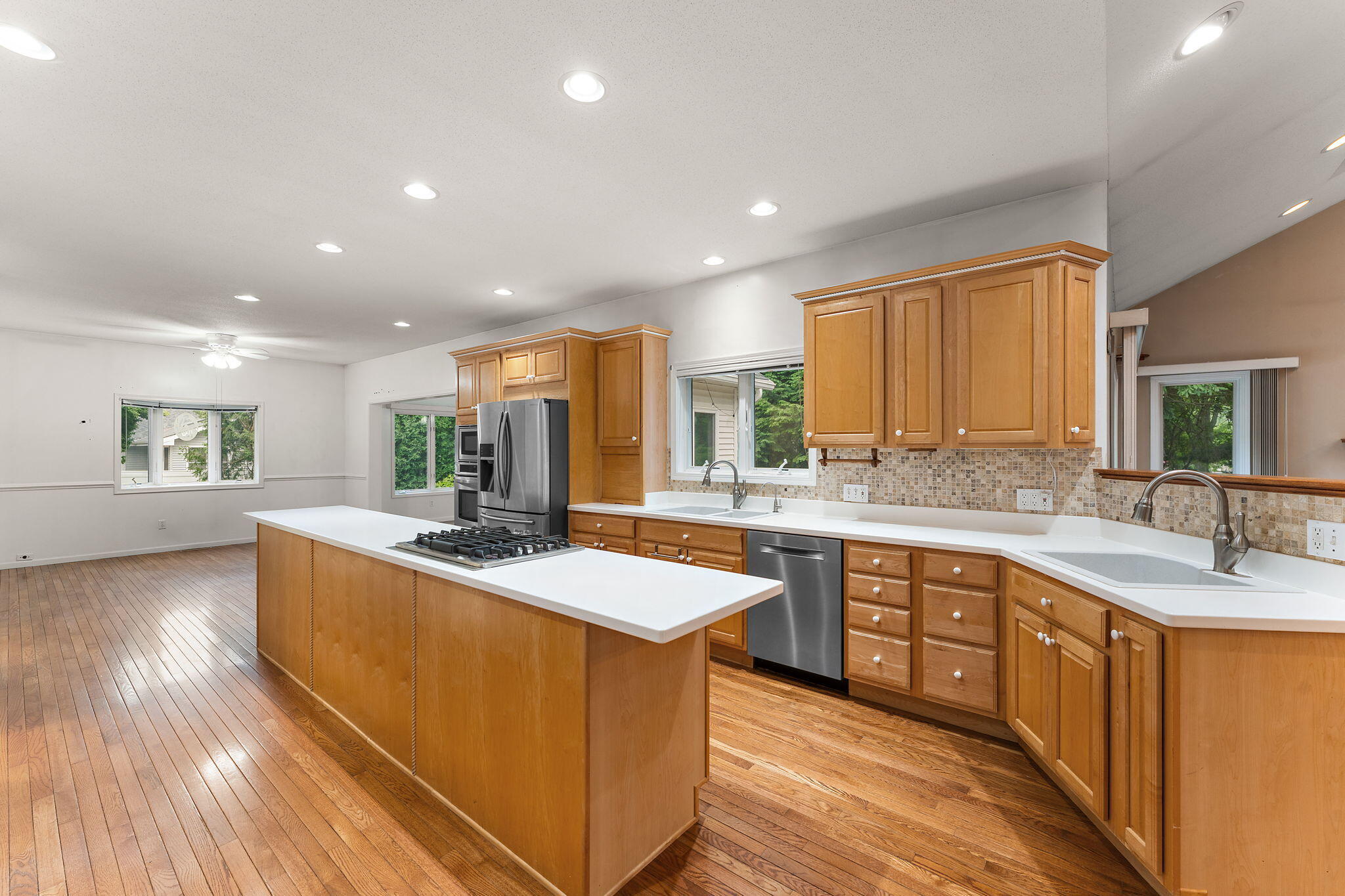203 Fieldstone Drive, La Porte, IN 46350; Image #9