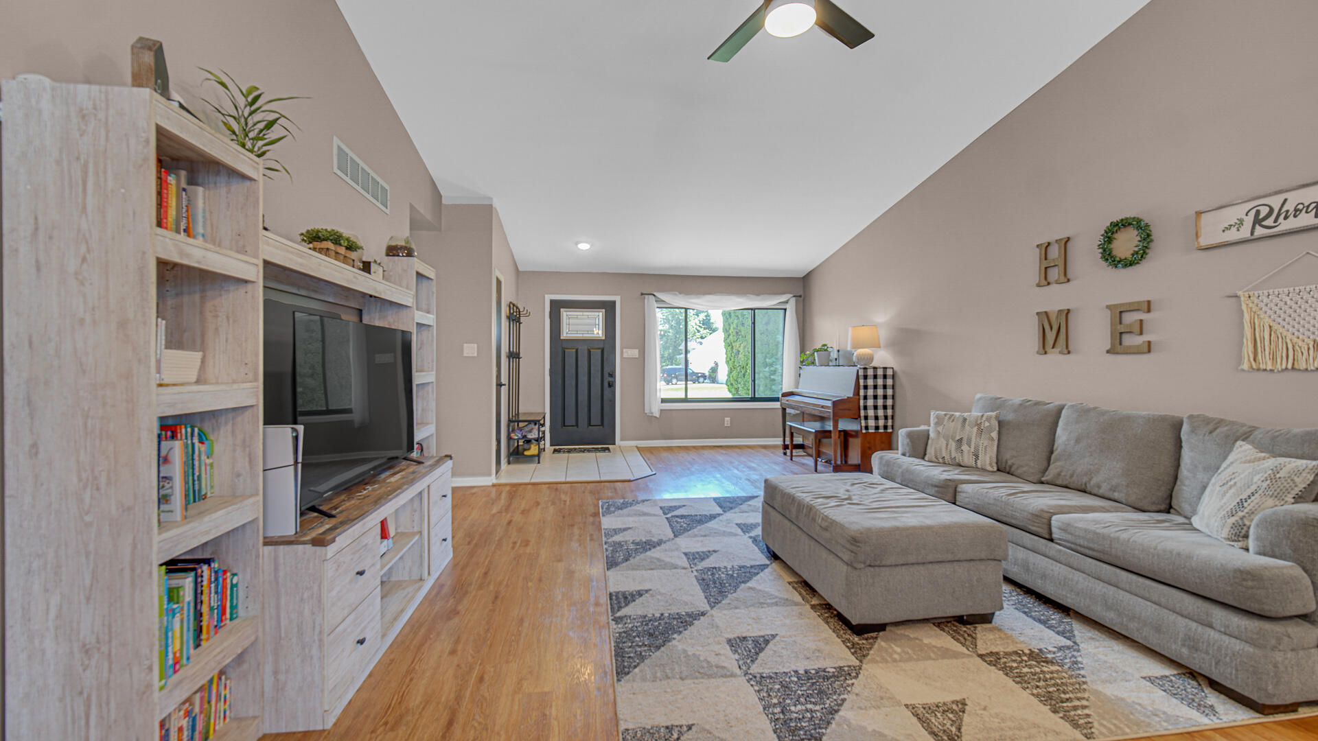 4942 W 93rd Court, Crown Point, IN 46307; Image #4