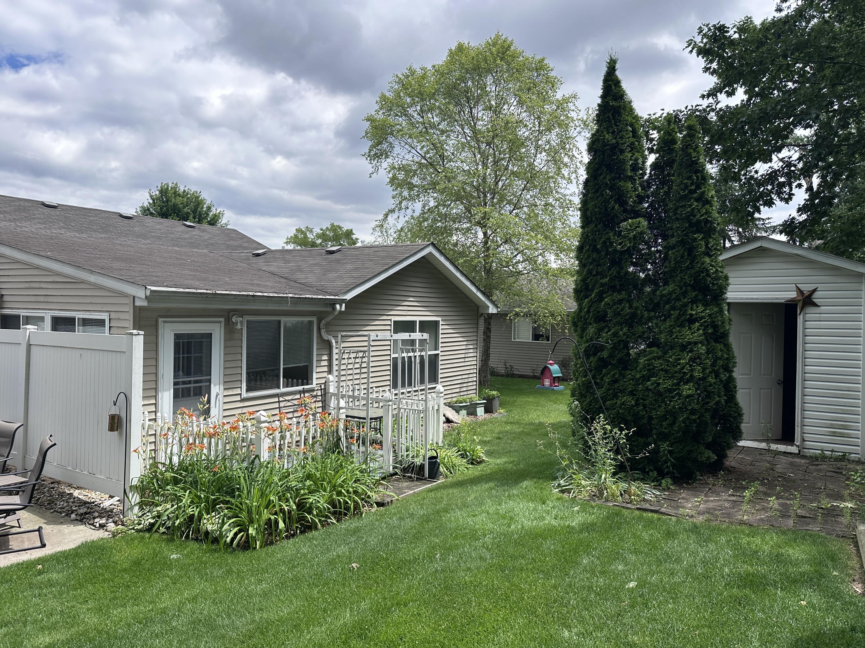 4411 W 92nd Place, Merrillville, IN 46410; Image #4