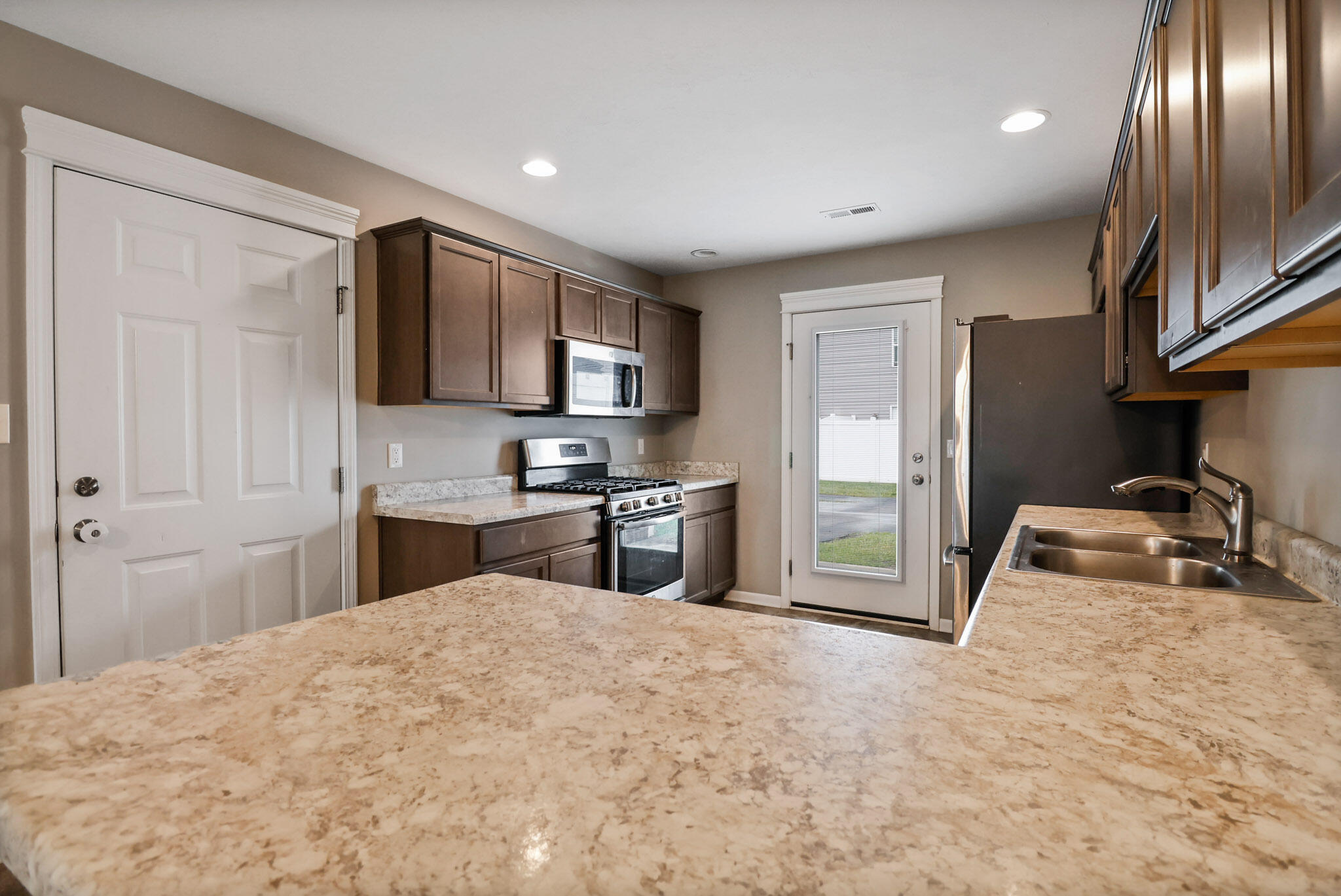 10425 Freedom Way, Cedar Lake, IN 46303; Image #11