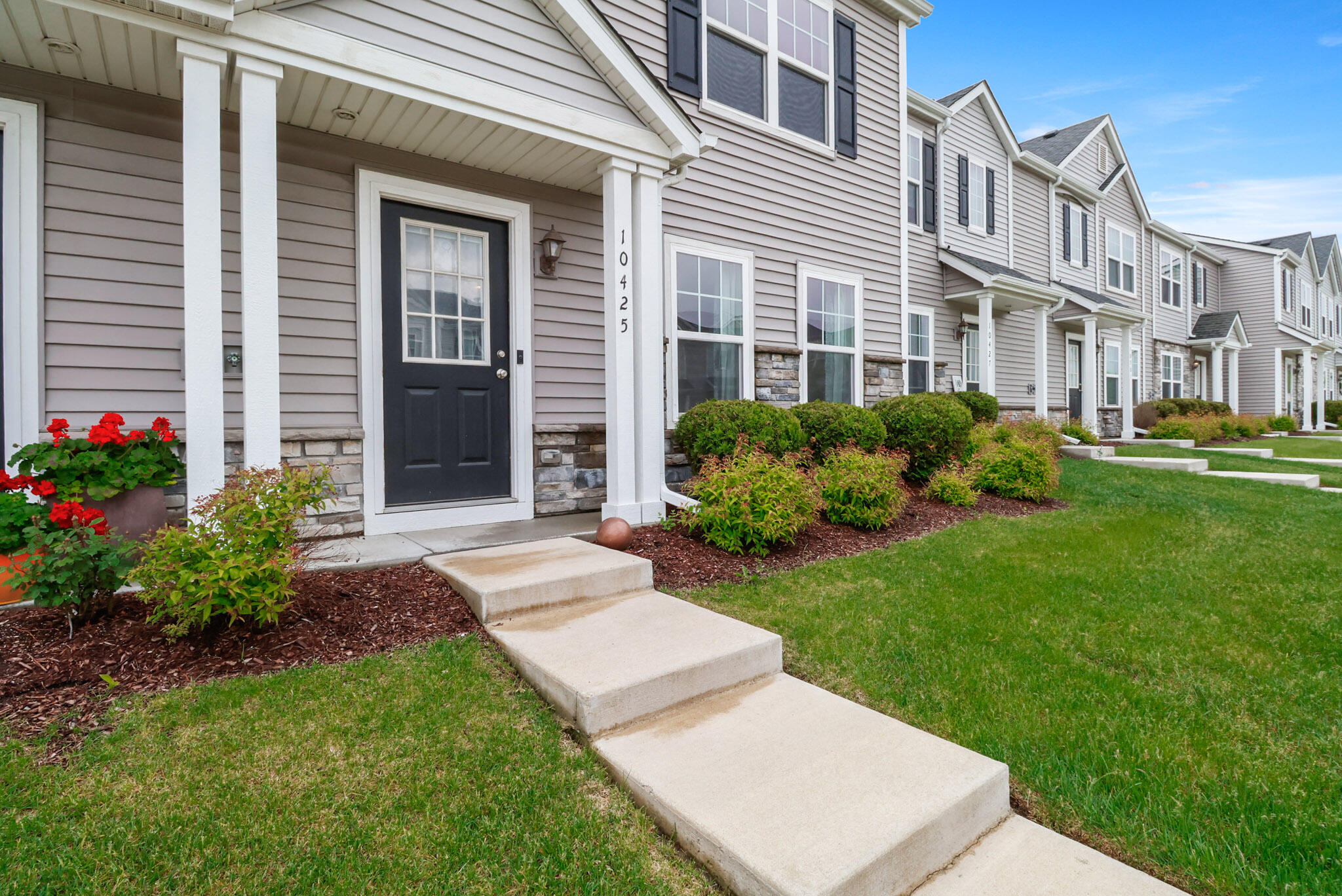 10425 Freedom Way, Cedar Lake, IN 46303; Image #3