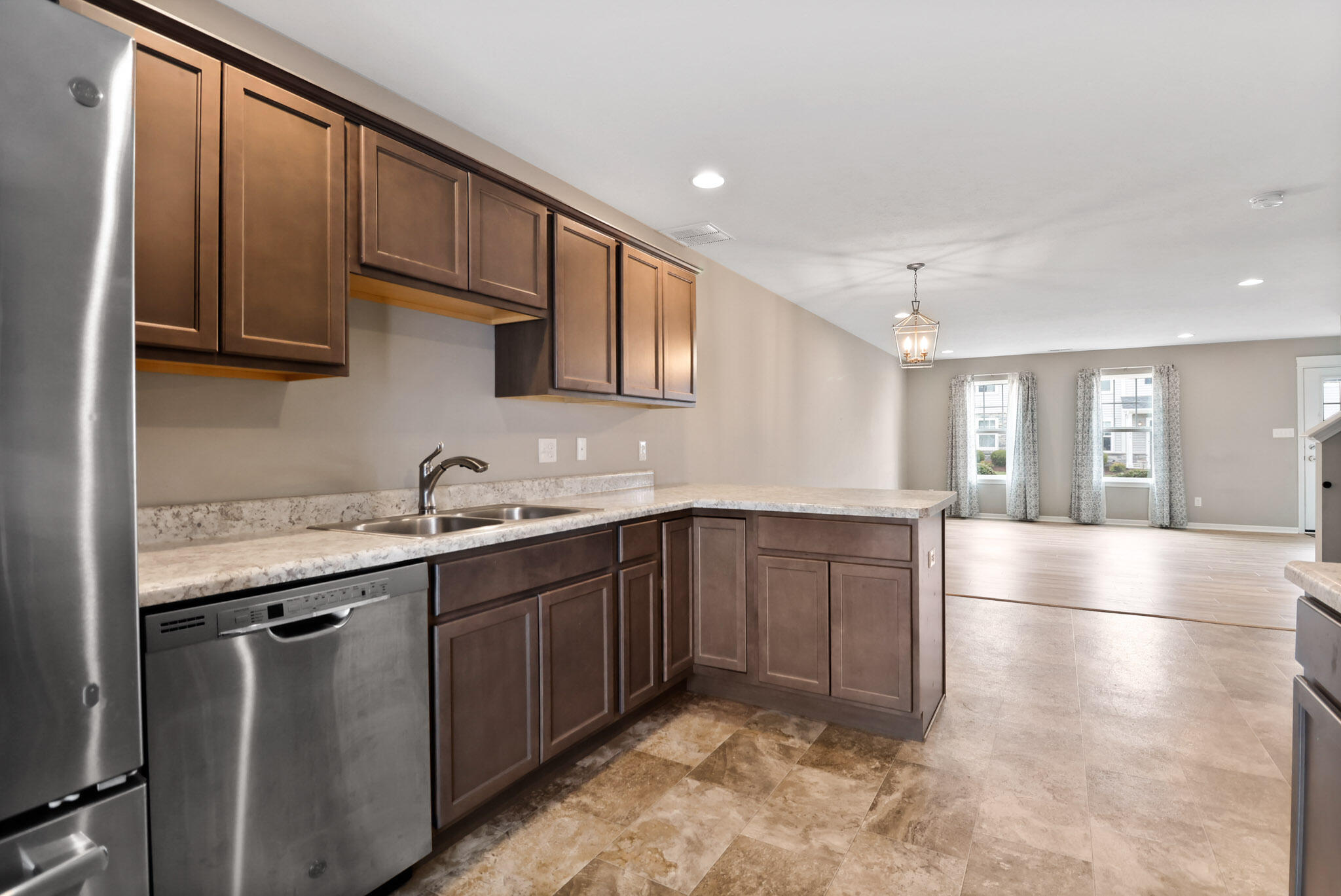 10425 Freedom Way, Cedar Lake, IN 46303; Image #9