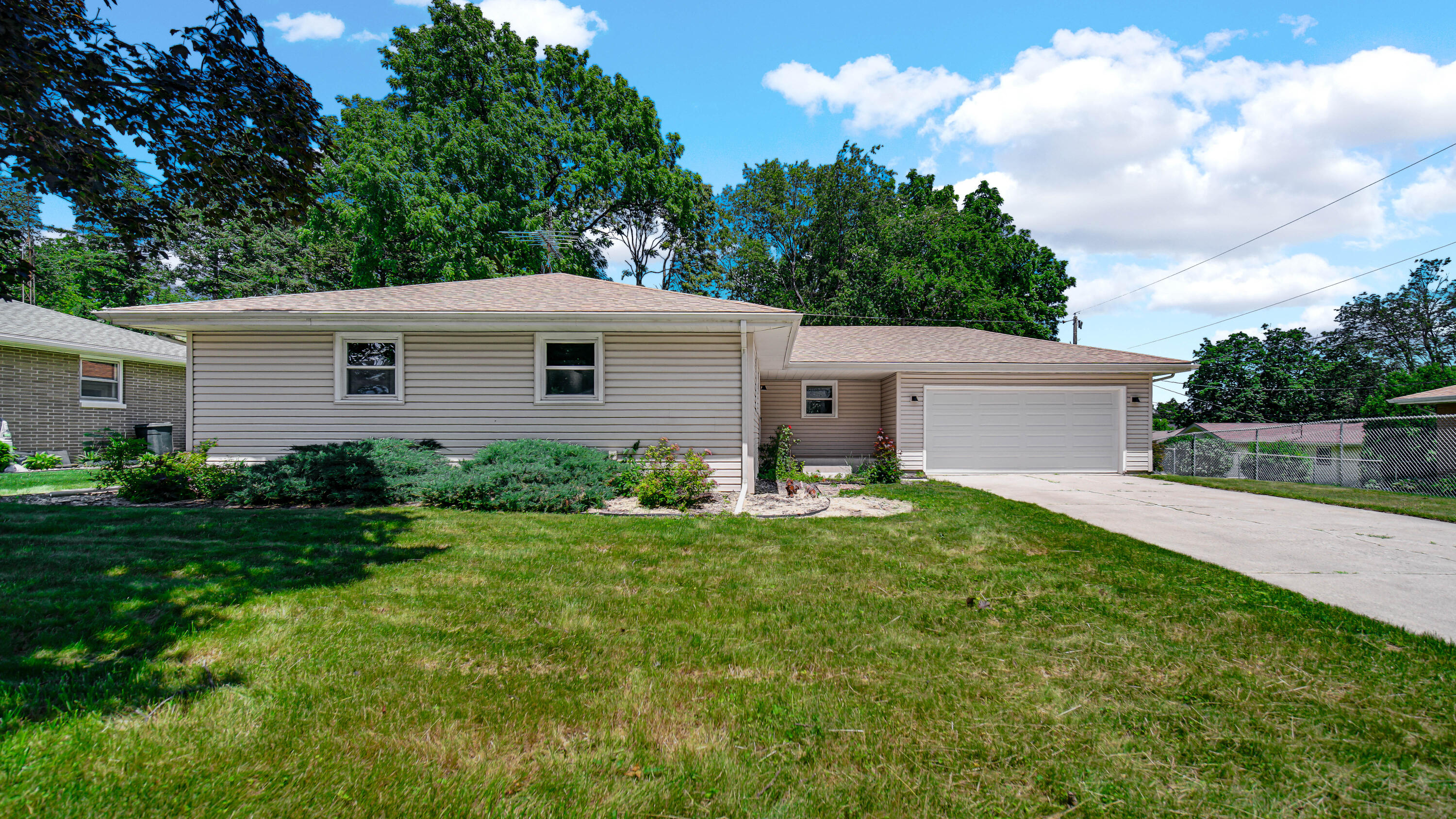 603 W 13th Street, La Porte, IN 46350; Image #25