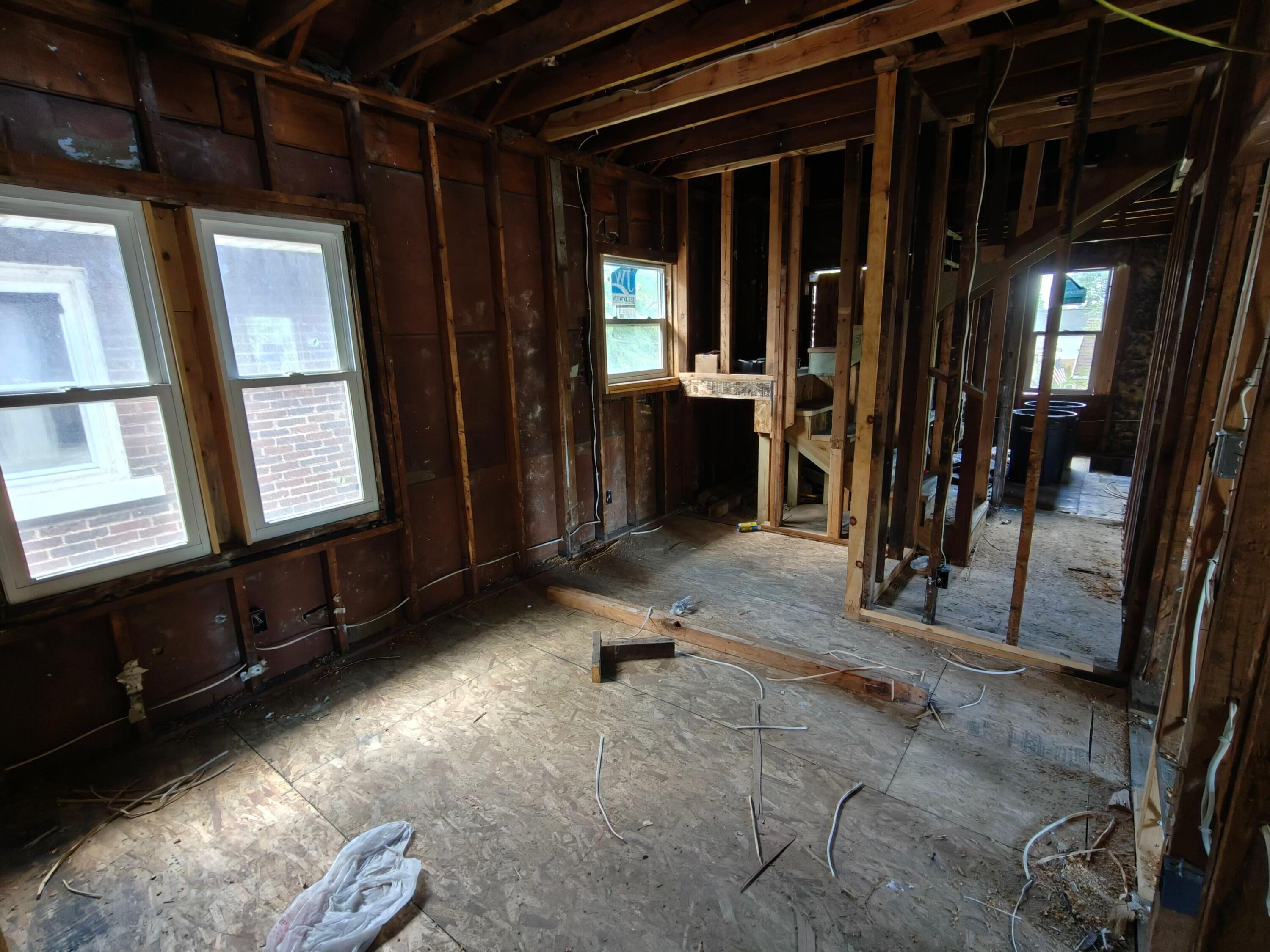 834 E 41st Avenue, Gary, IN 46409; Image #14