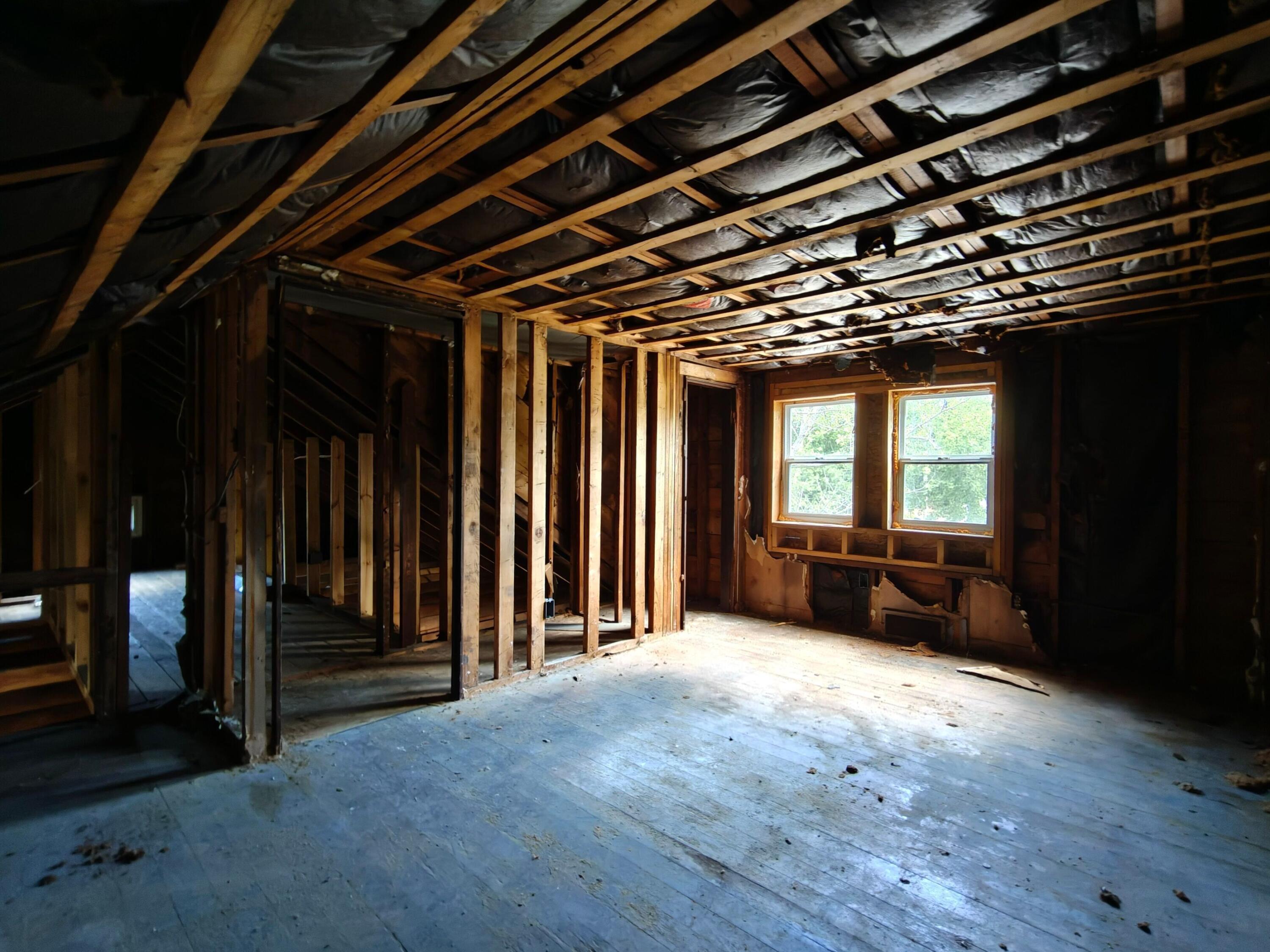 834 E 41st Avenue, Gary, IN 46409; Image #20