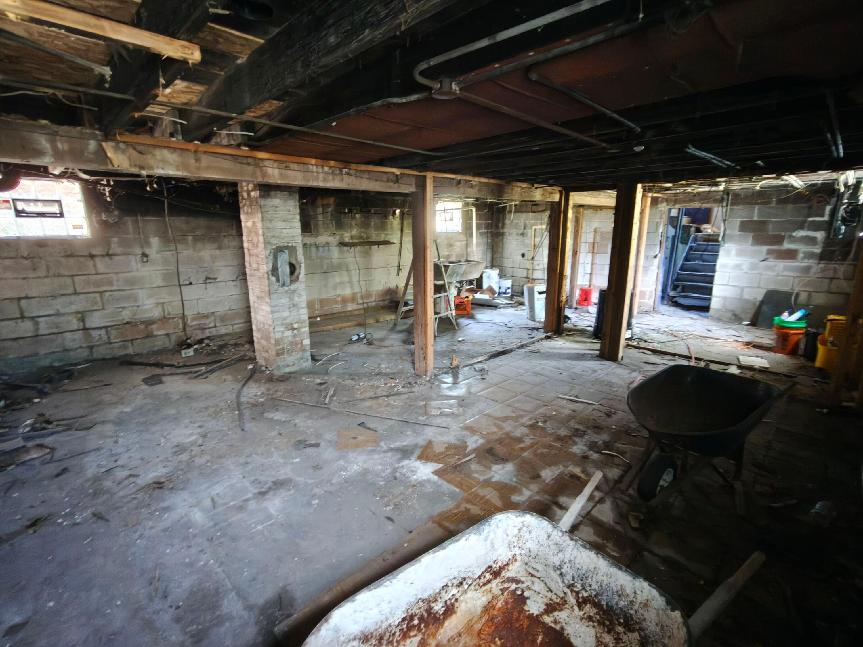 834 E 41st Avenue, Gary, IN 46409; Image #27