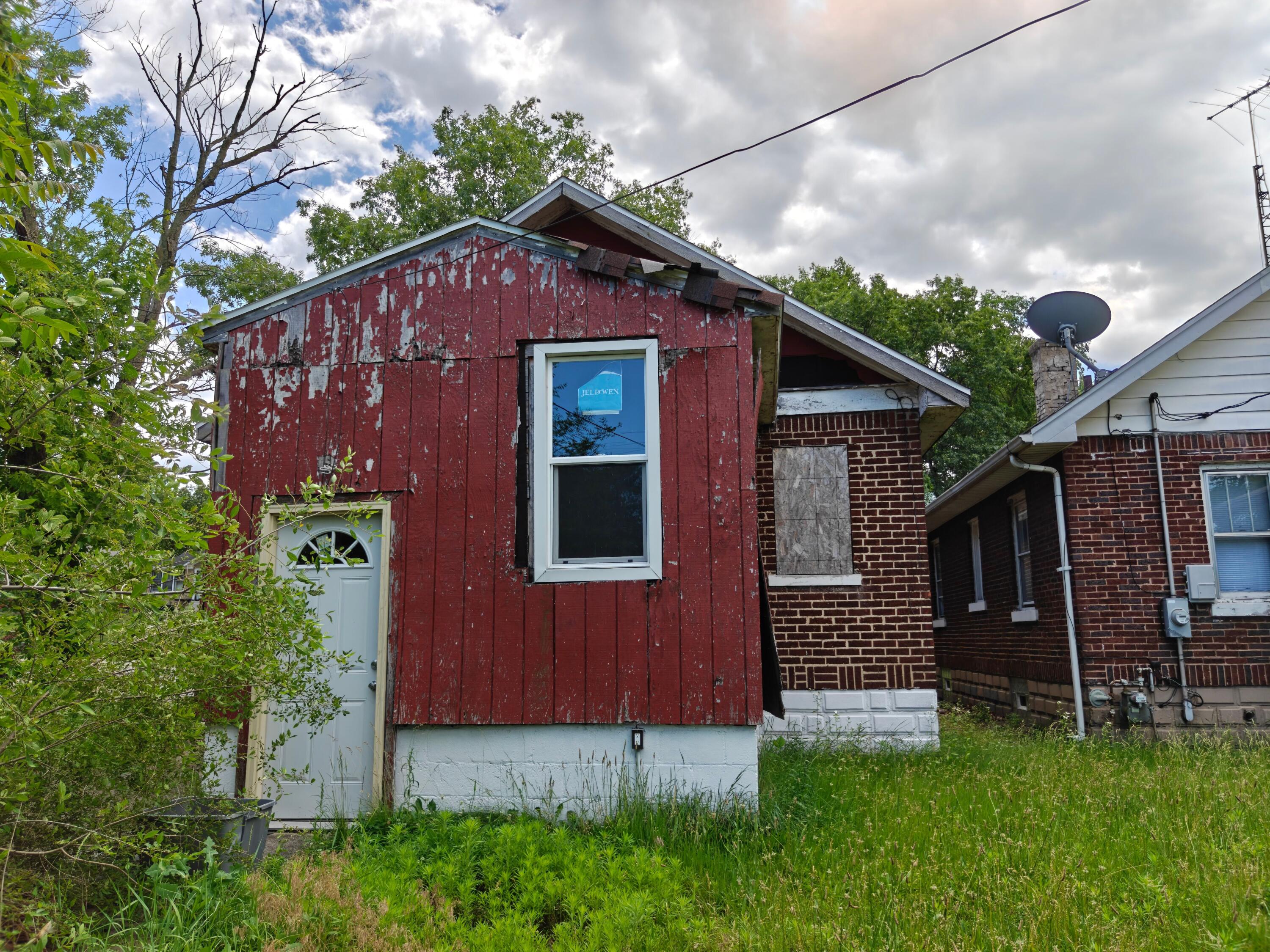 834 E 41st Avenue, Gary, IN 46409; Image #3