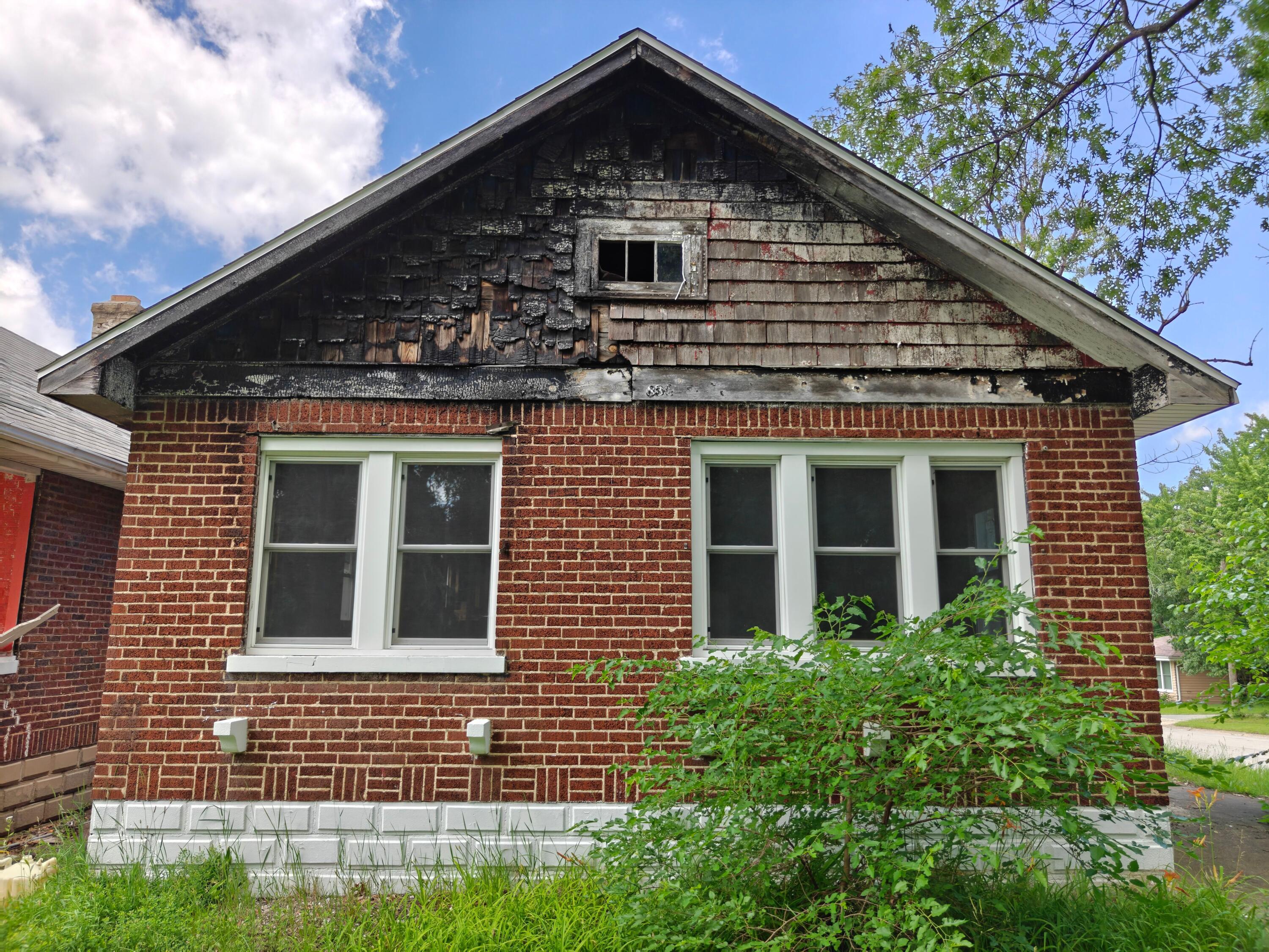 834 E 41st Avenue, Gary, IN 46409; Image #33