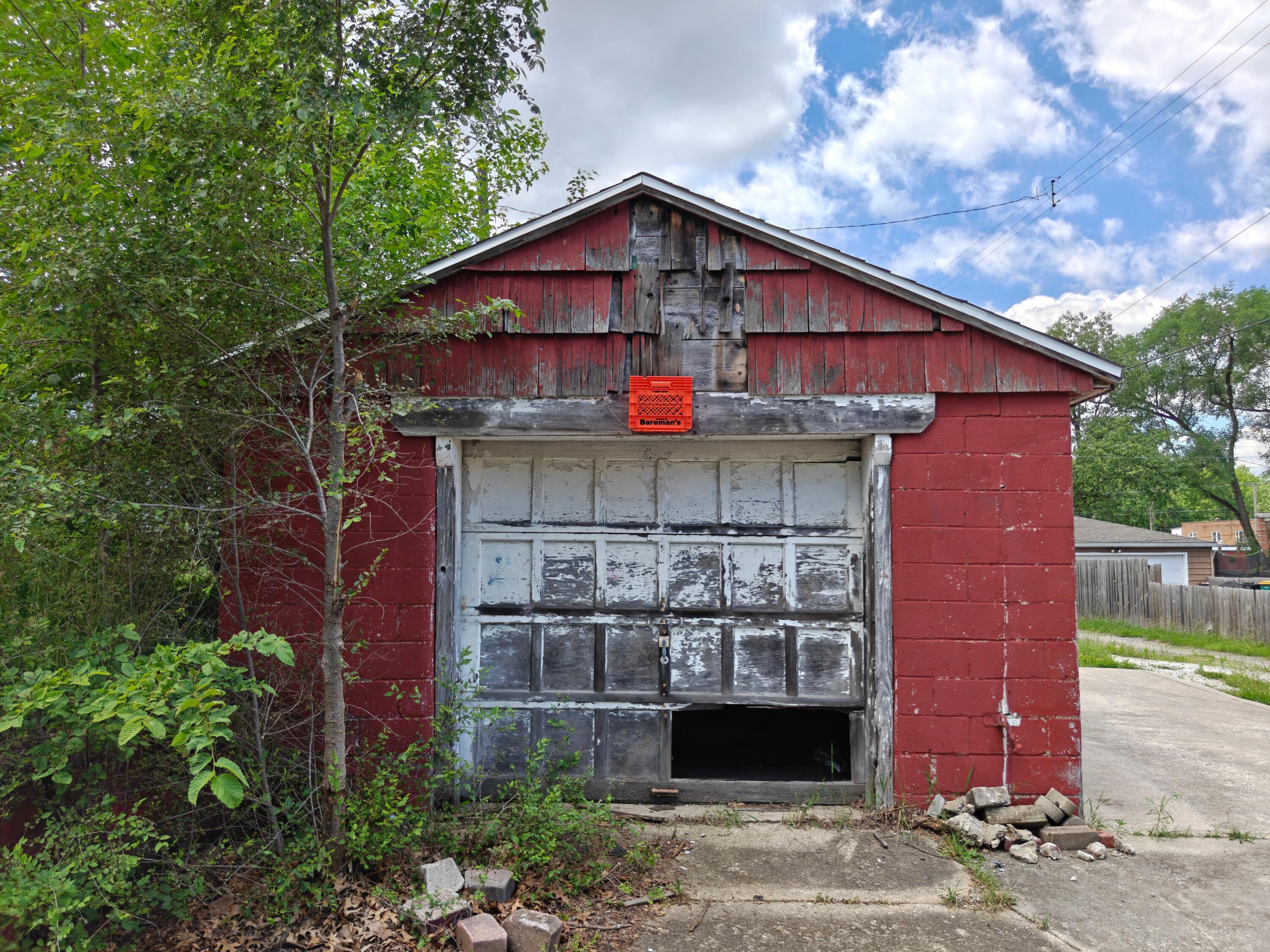 834 E 41st Avenue, Gary, IN 46409; Image #35