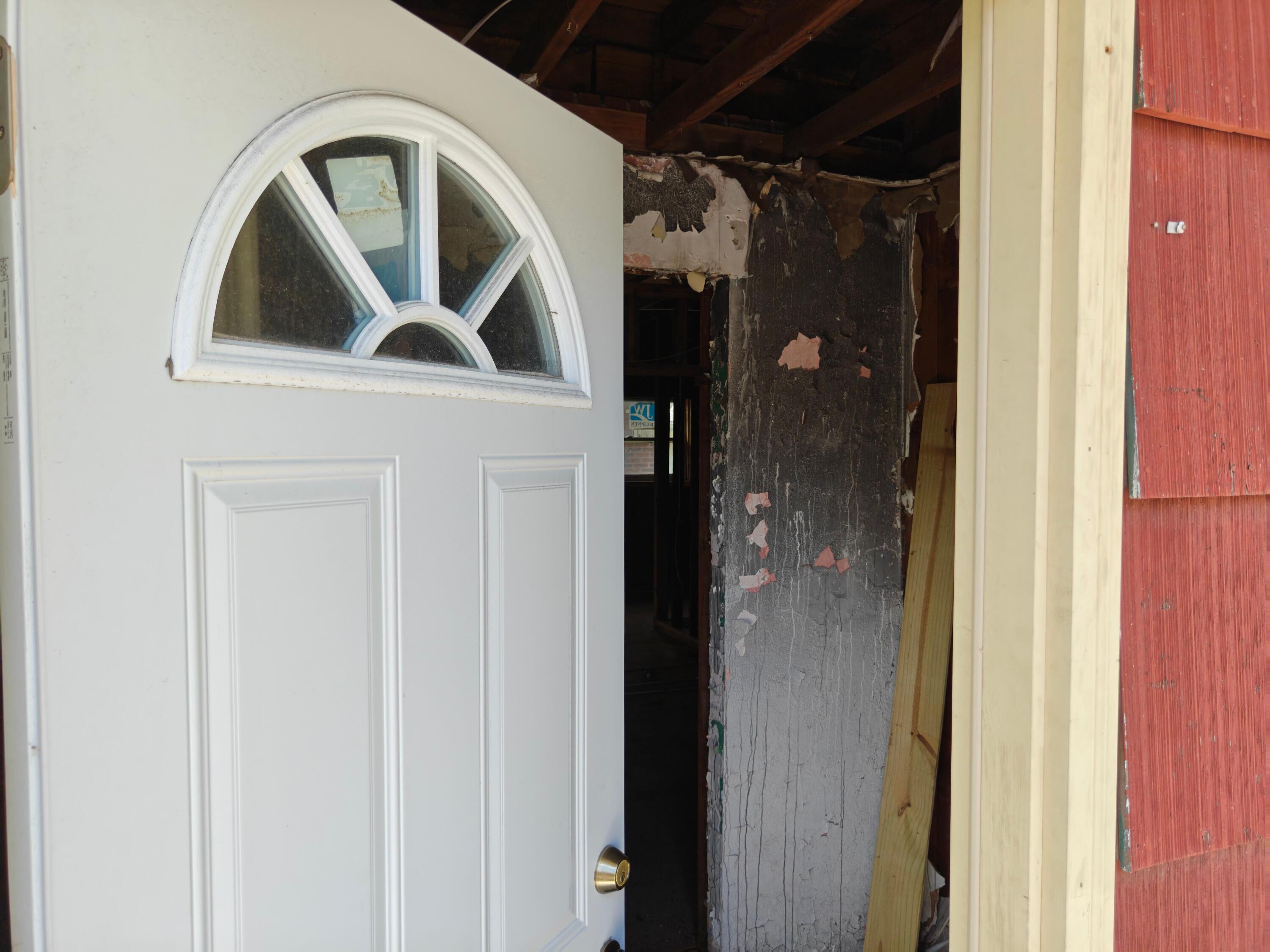 834 E 41st Avenue, Gary, IN 46409; Image #5