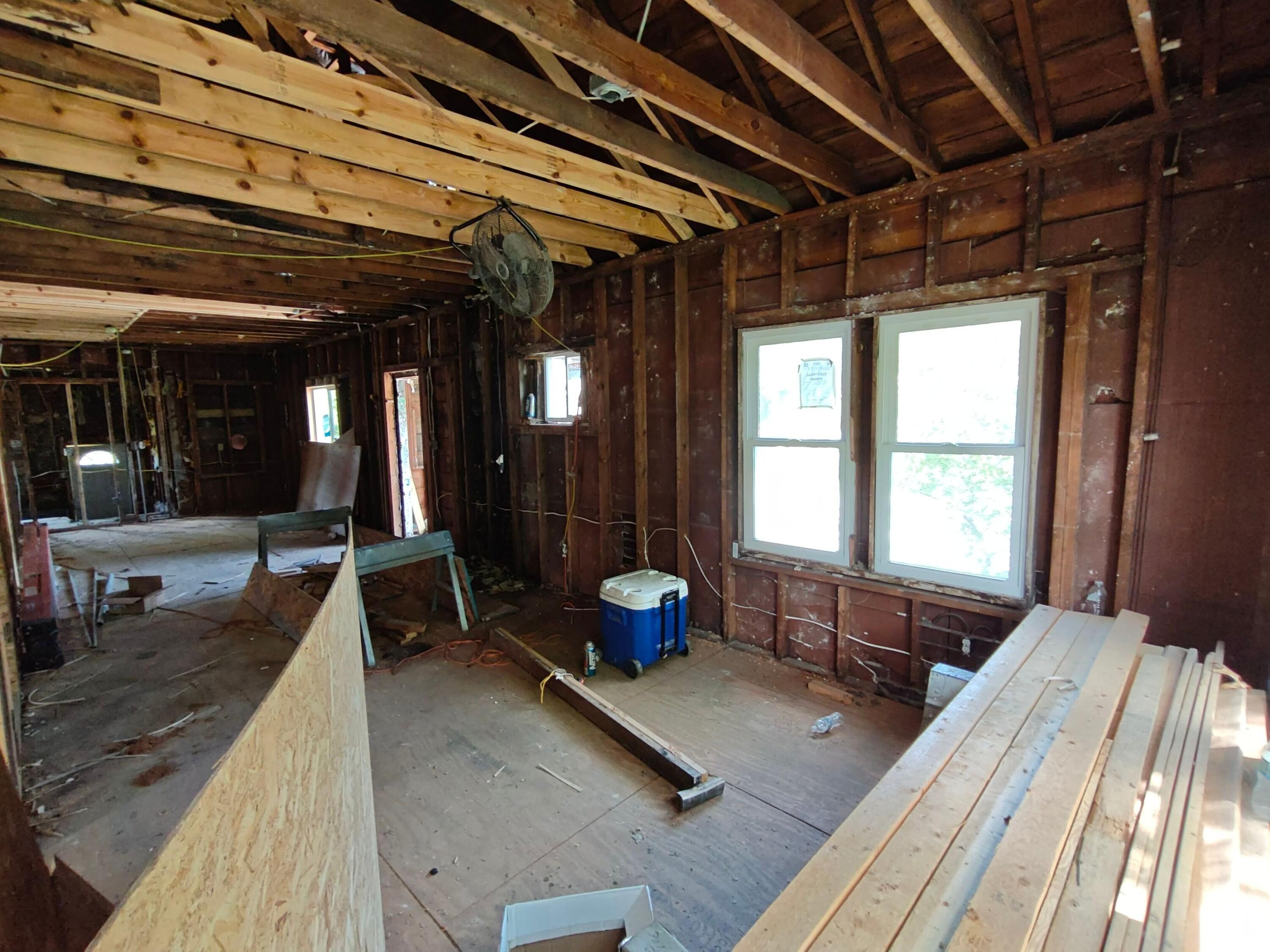 834 E 41st Avenue, Gary, IN 46409; Image #8
