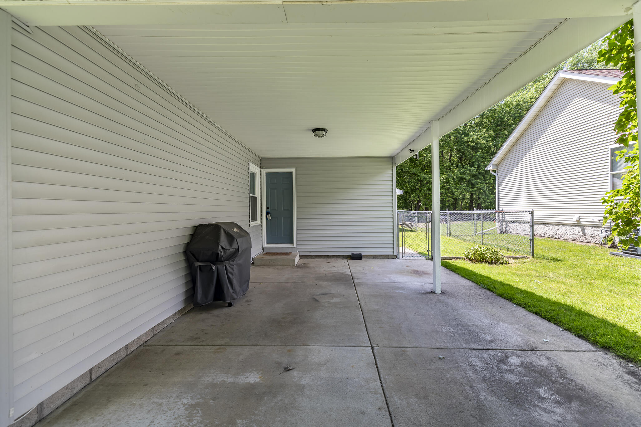 834 S Cline Avenue, Griffith, IN 46319; Image #4