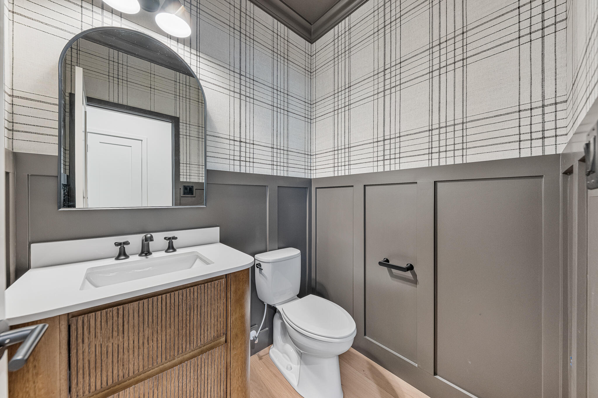 9523 Hook Street, Highland, IN 46322; Image #12