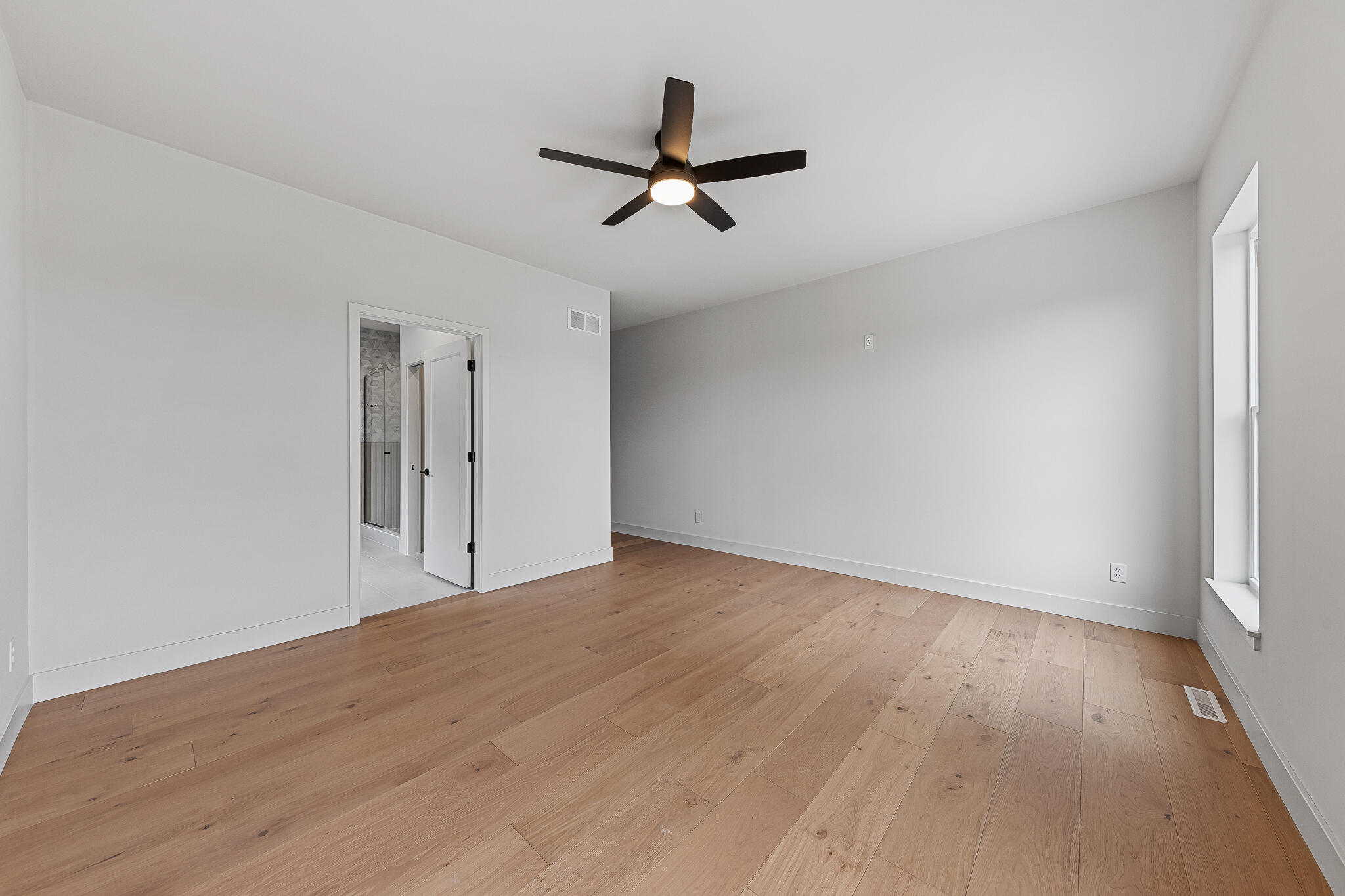 9523 Hook Street, Highland, IN 46322; Image #14