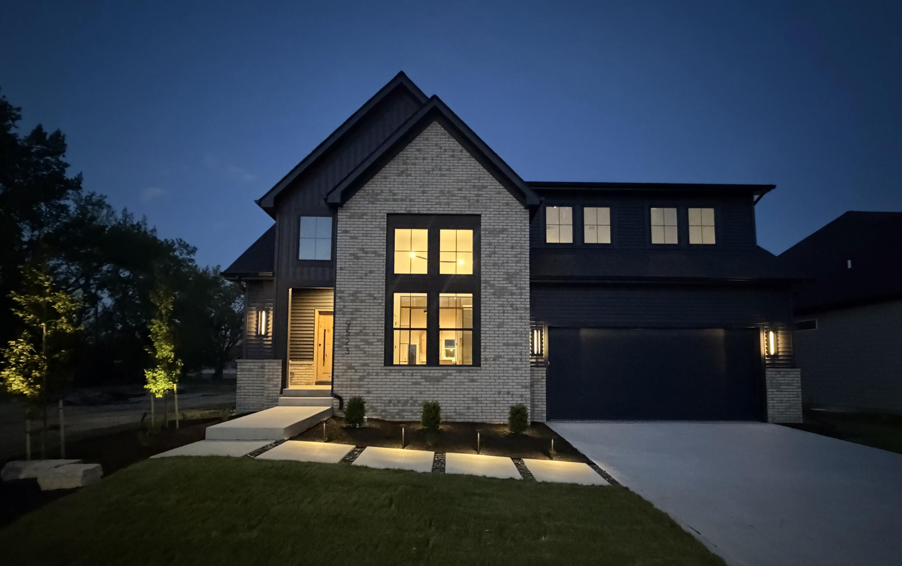 9523 Hook Street, Highland, IN 46322; Image #3