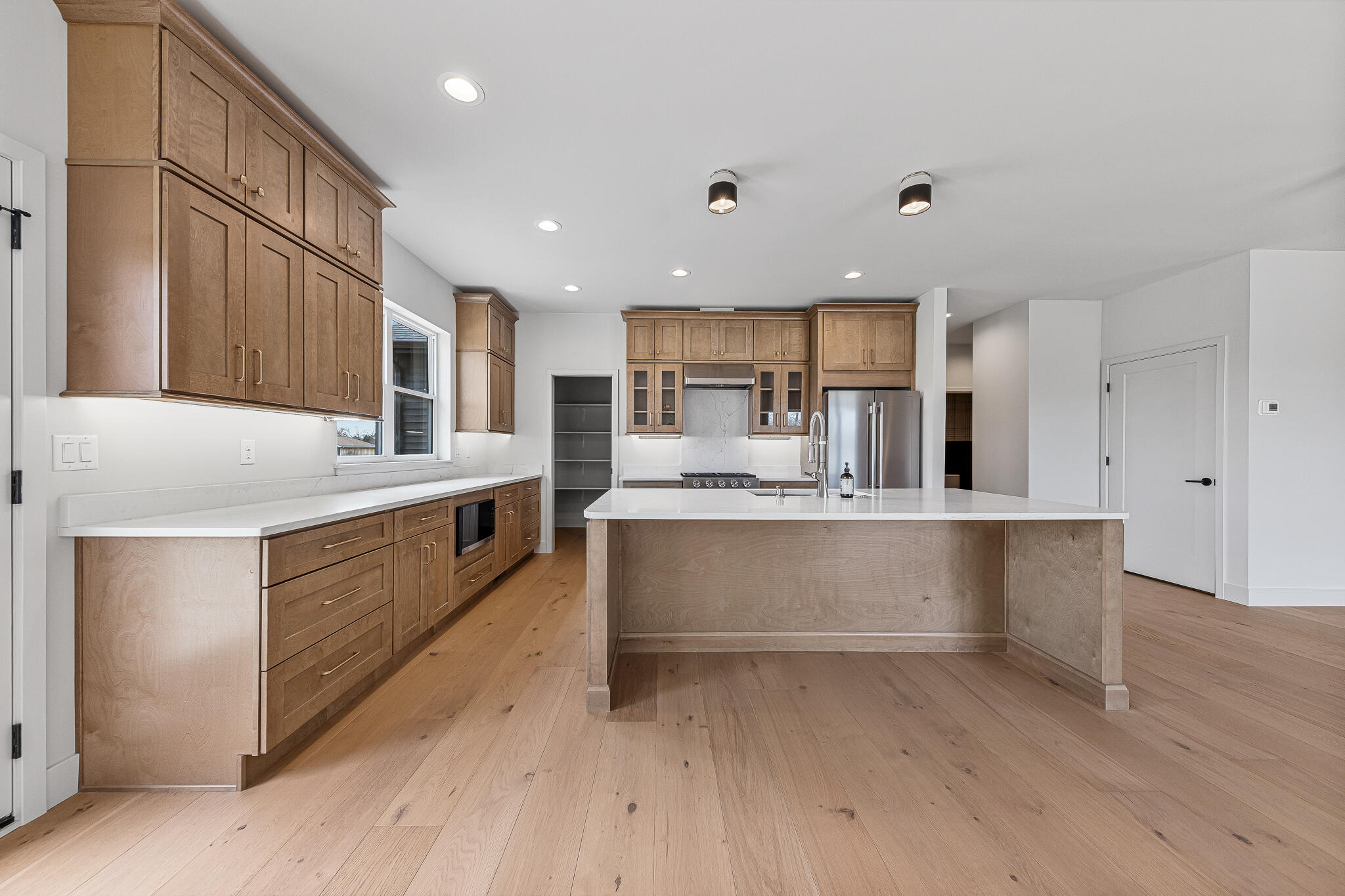 9523 Hook Street, Highland, IN 46322; Image #8