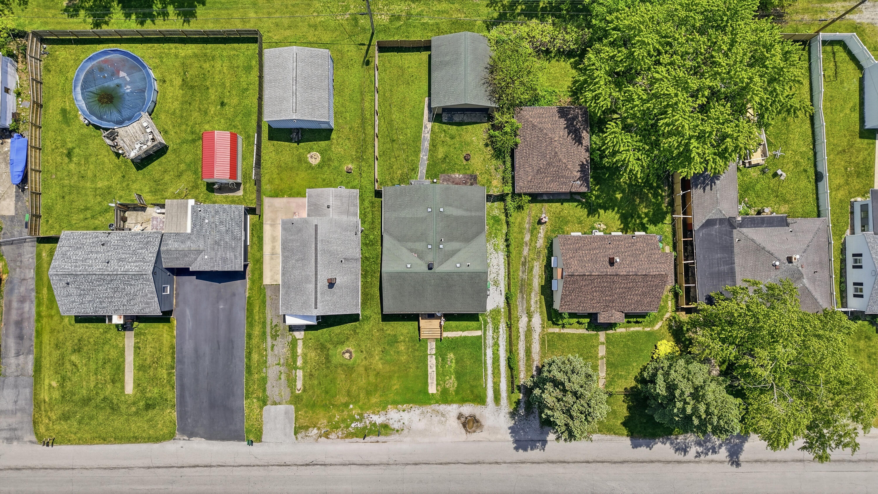 905 W 38th Avenue, Hobart, IN 46342; Image #21