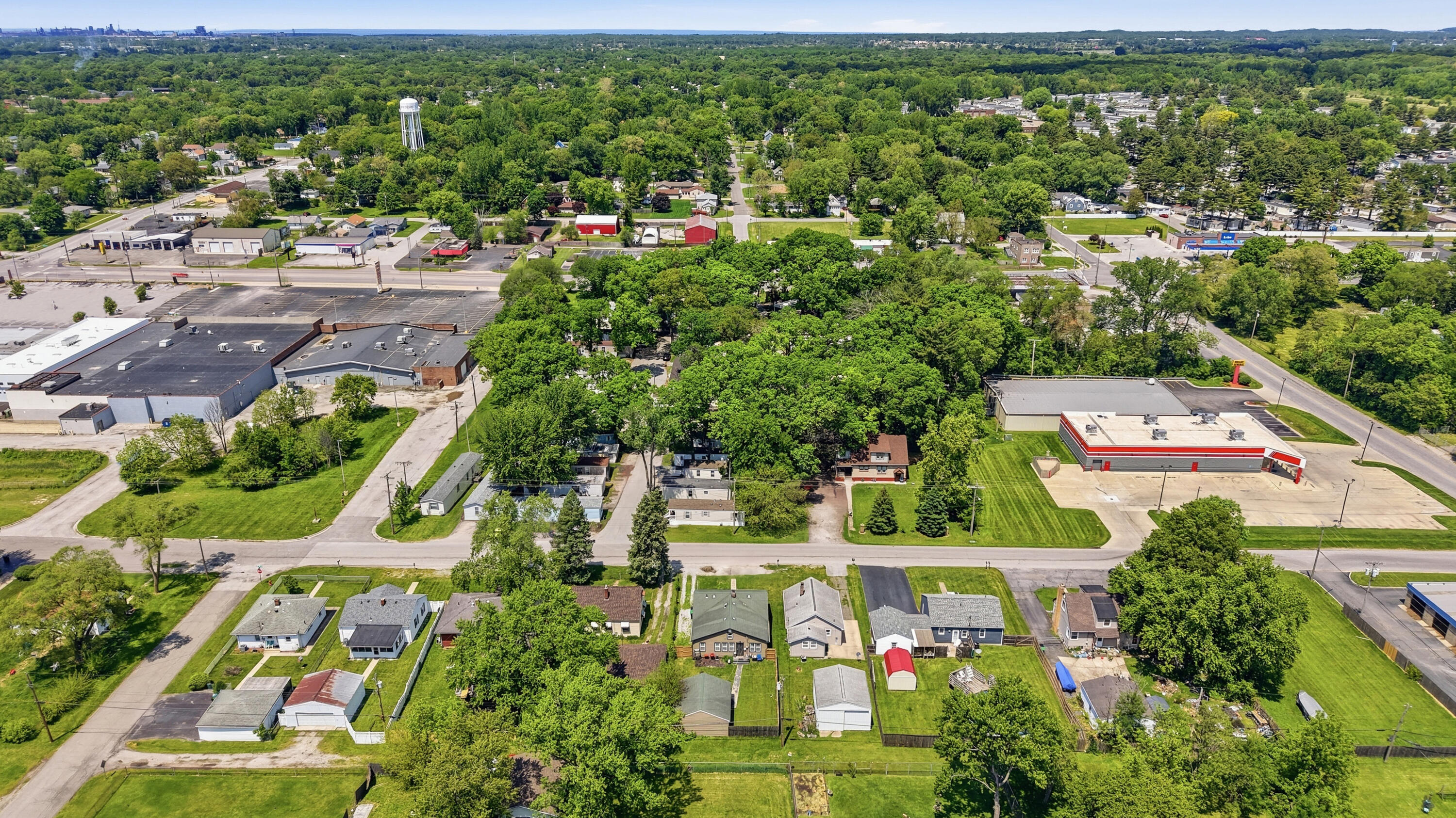 905 W 38th Avenue, Hobart, IN 46342; Image #24