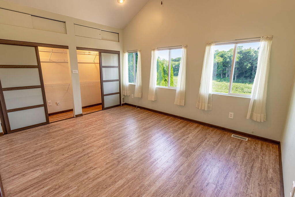 810 Woodland Terrace, Valparaiso, IN 46383; Image #12
