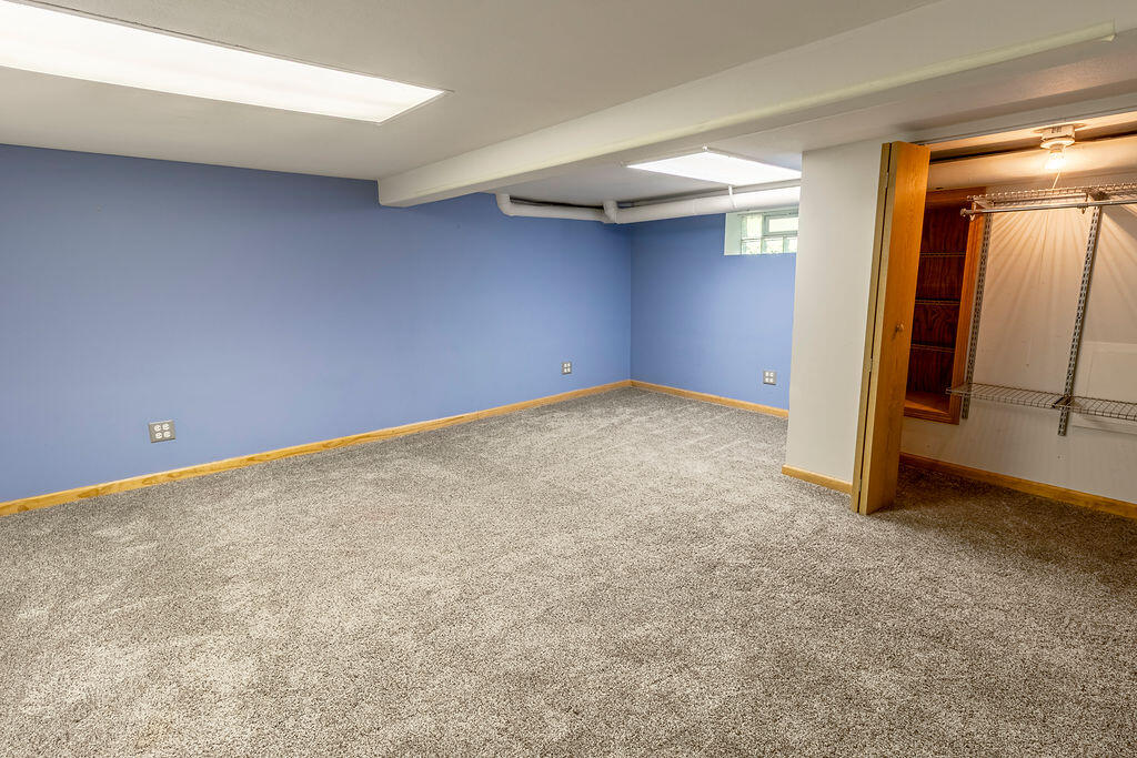 810 Woodland Terrace, Valparaiso, IN 46383; Image #22