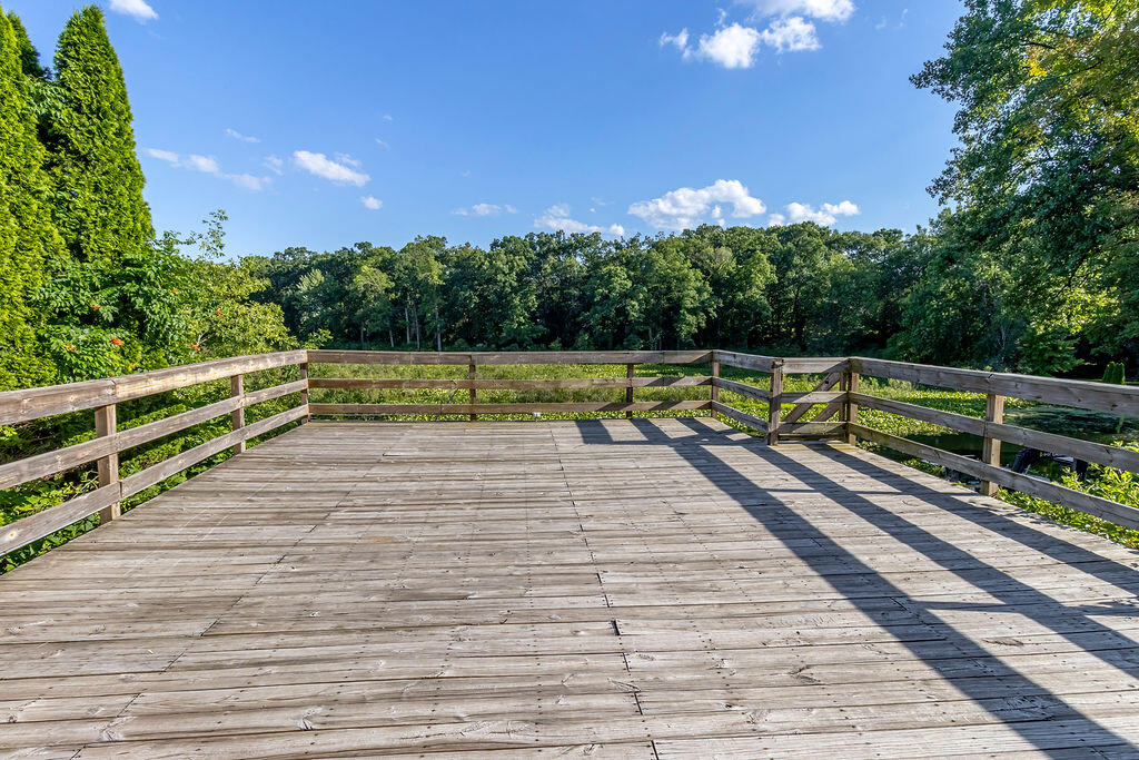 810 Woodland Terrace, Valparaiso, IN 46383; Image #4
