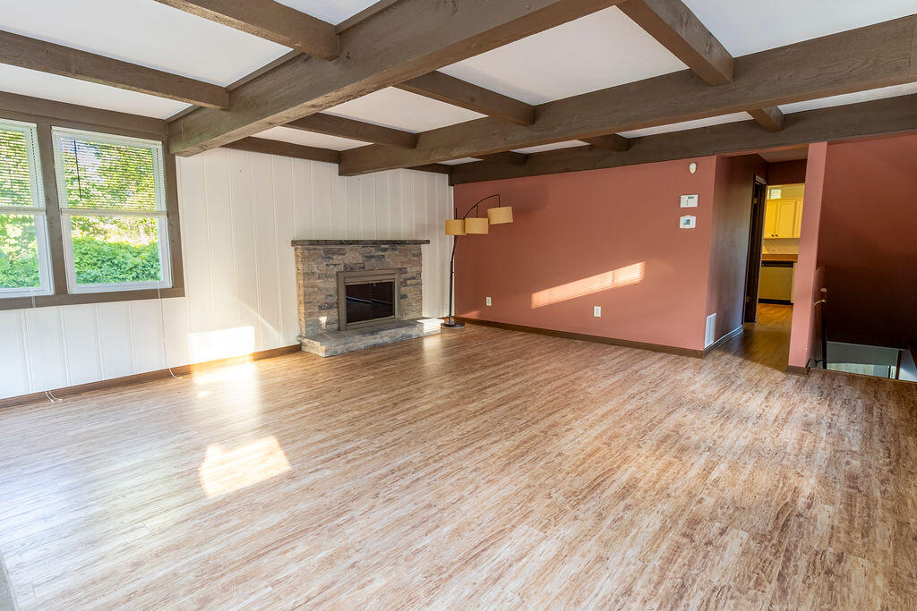 810 Woodland Terrace, Valparaiso, IN 46383; Image #6