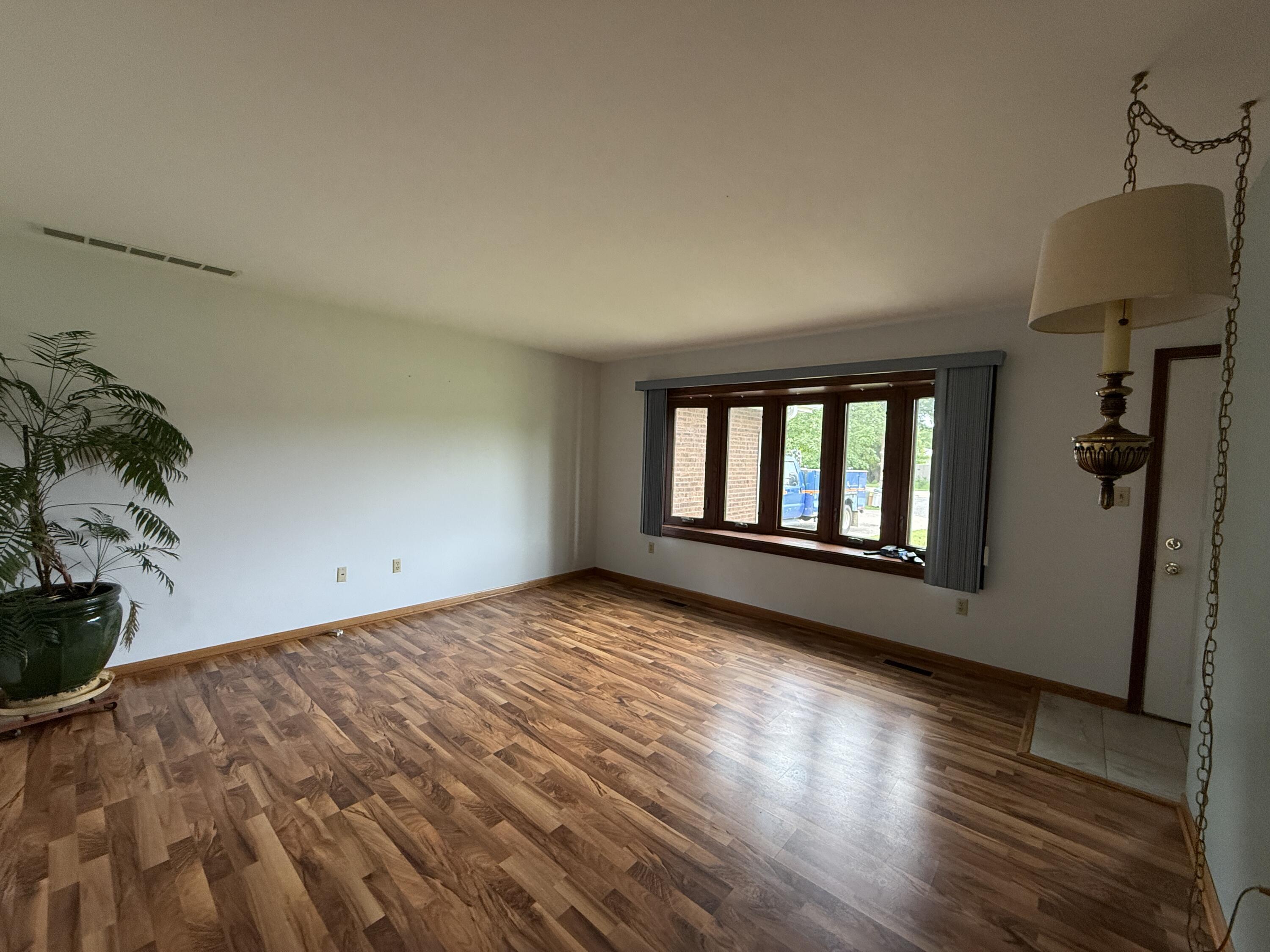 5271 Kings Court, Portage, IN 46368; Image #3