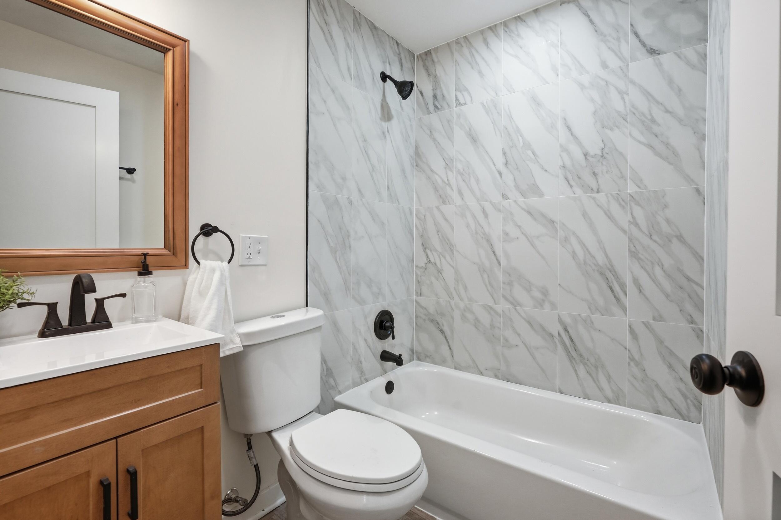 4301 Homerlee Avenue, East Chicago, IN 46312; Image #9
