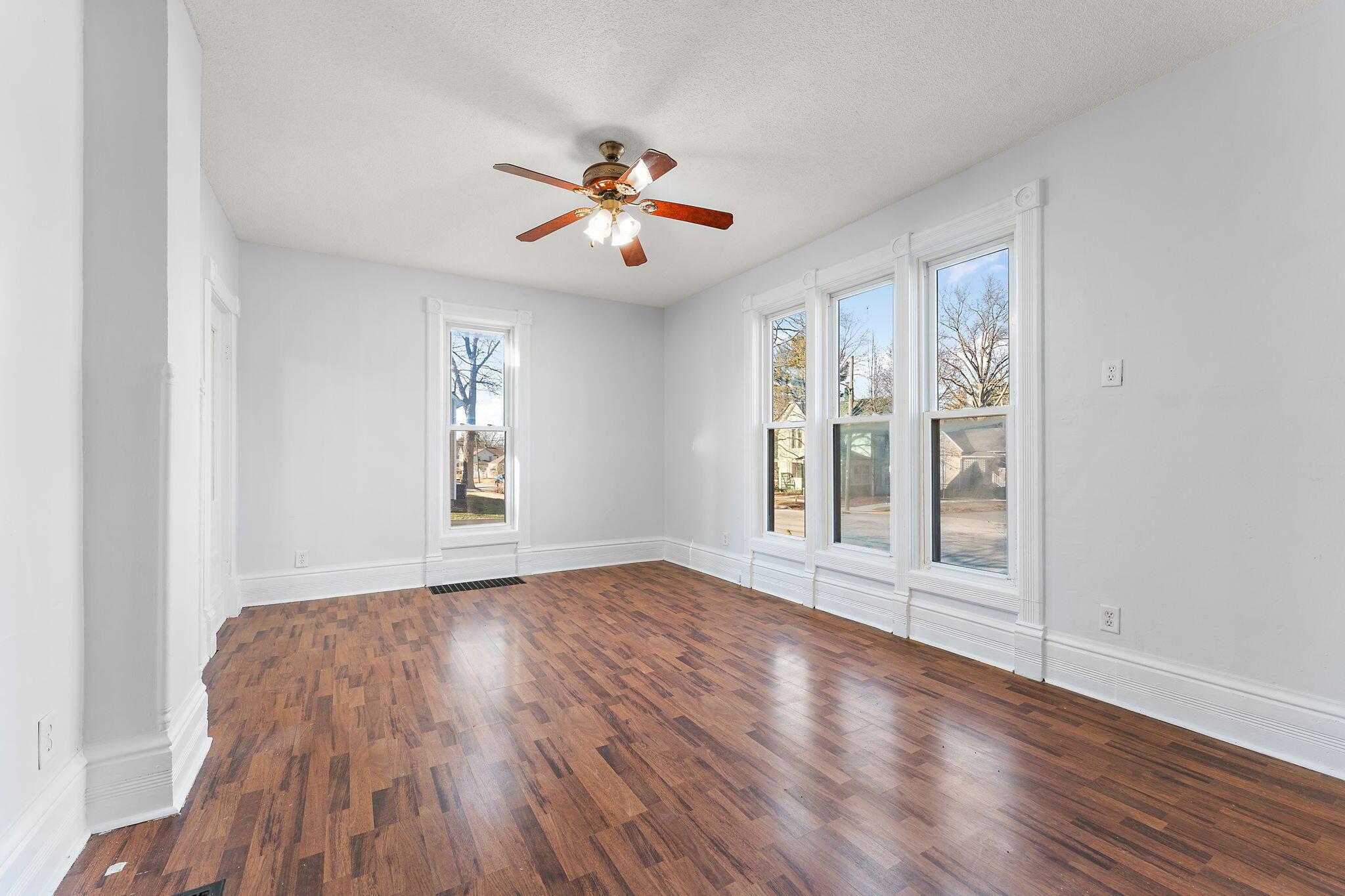 557 W Chicago Street, Valparaiso, IN 46385; Image #6