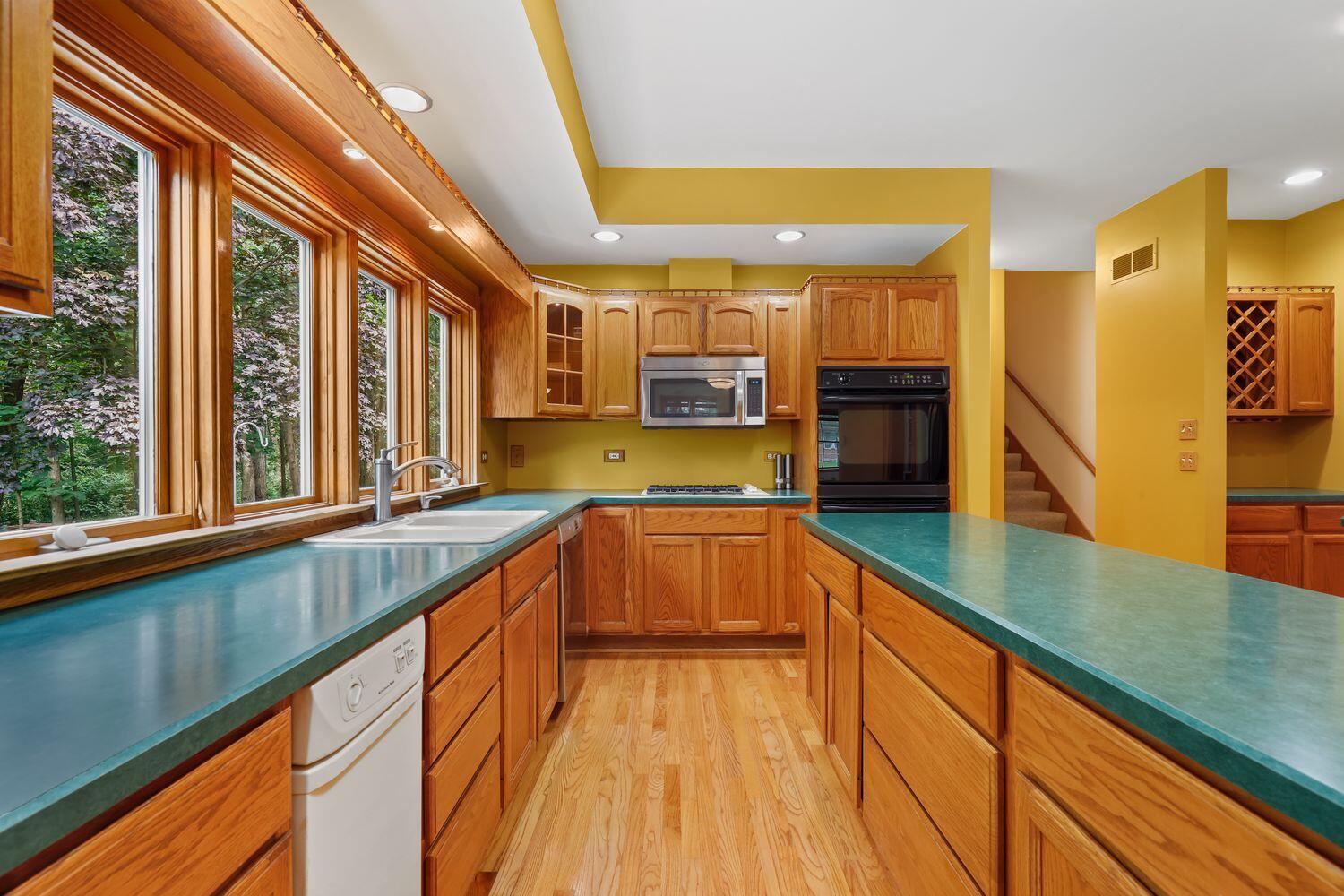 3048 Brampton Lane, Dyer, IN 46311; Image #17