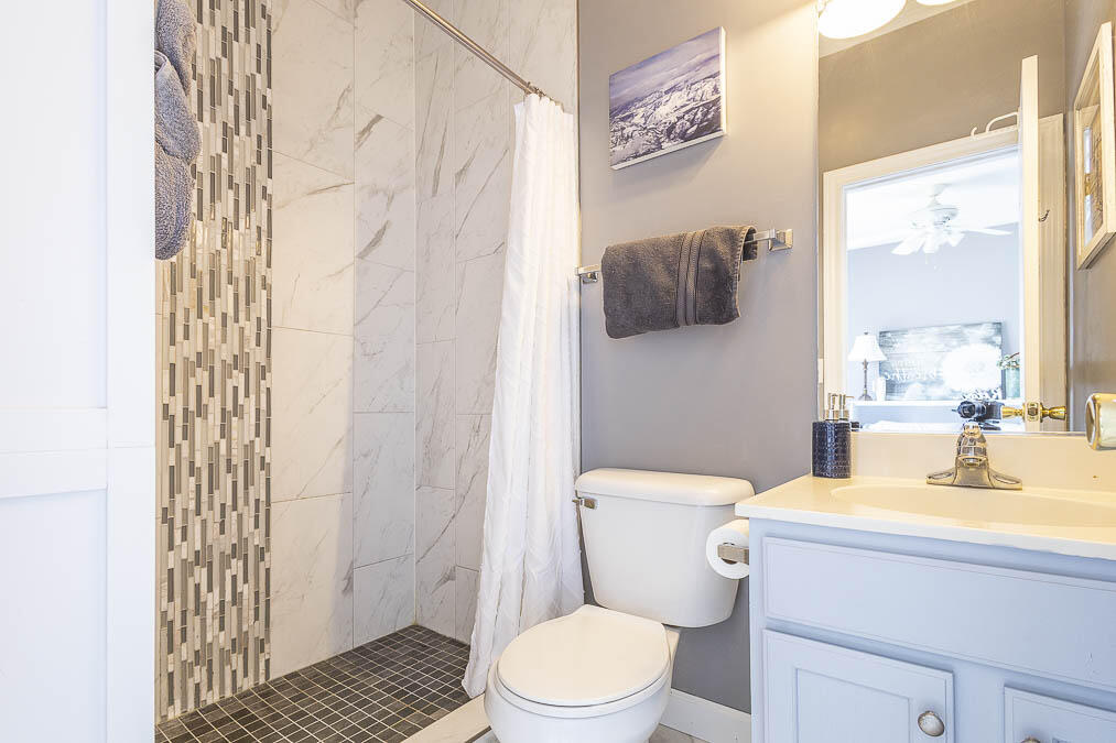 20 N Shore Drive, La Porte, IN 46350; Image #28