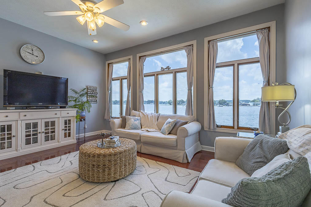 20 N Shore Drive, La Porte, IN 46350; Image #6
