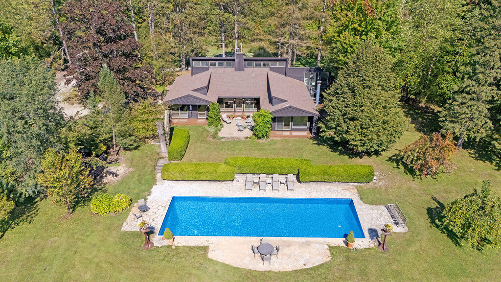 2408 E 800 N, La Porte, IN 46350; Image #2