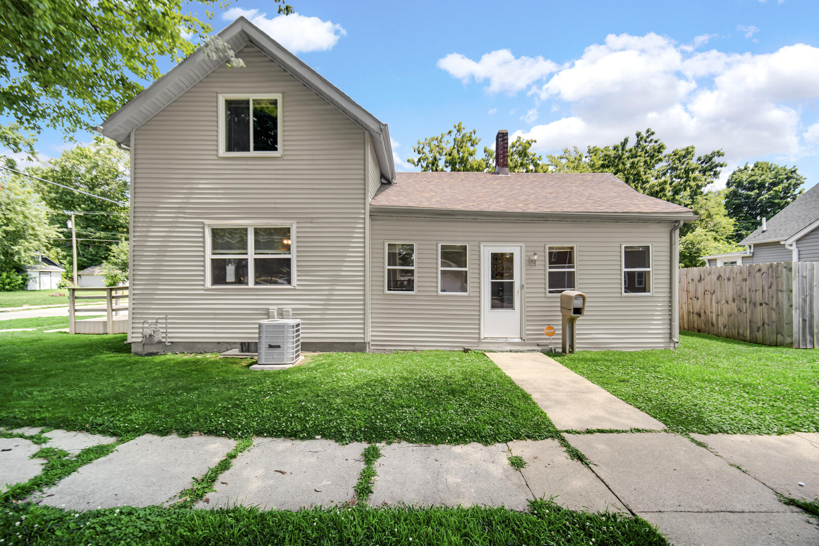 716 4th Street, La Porte, IN 46350; Image #17