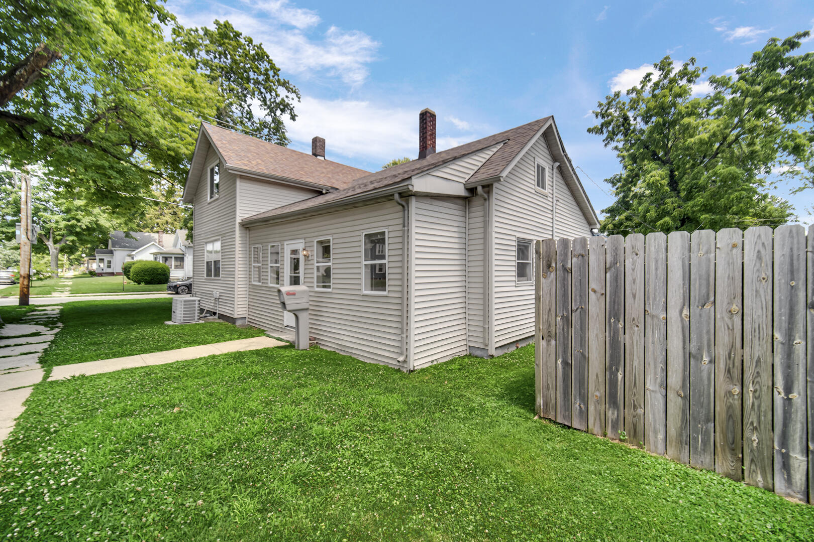 716 4th Street, La Porte, IN 46350; Image #4