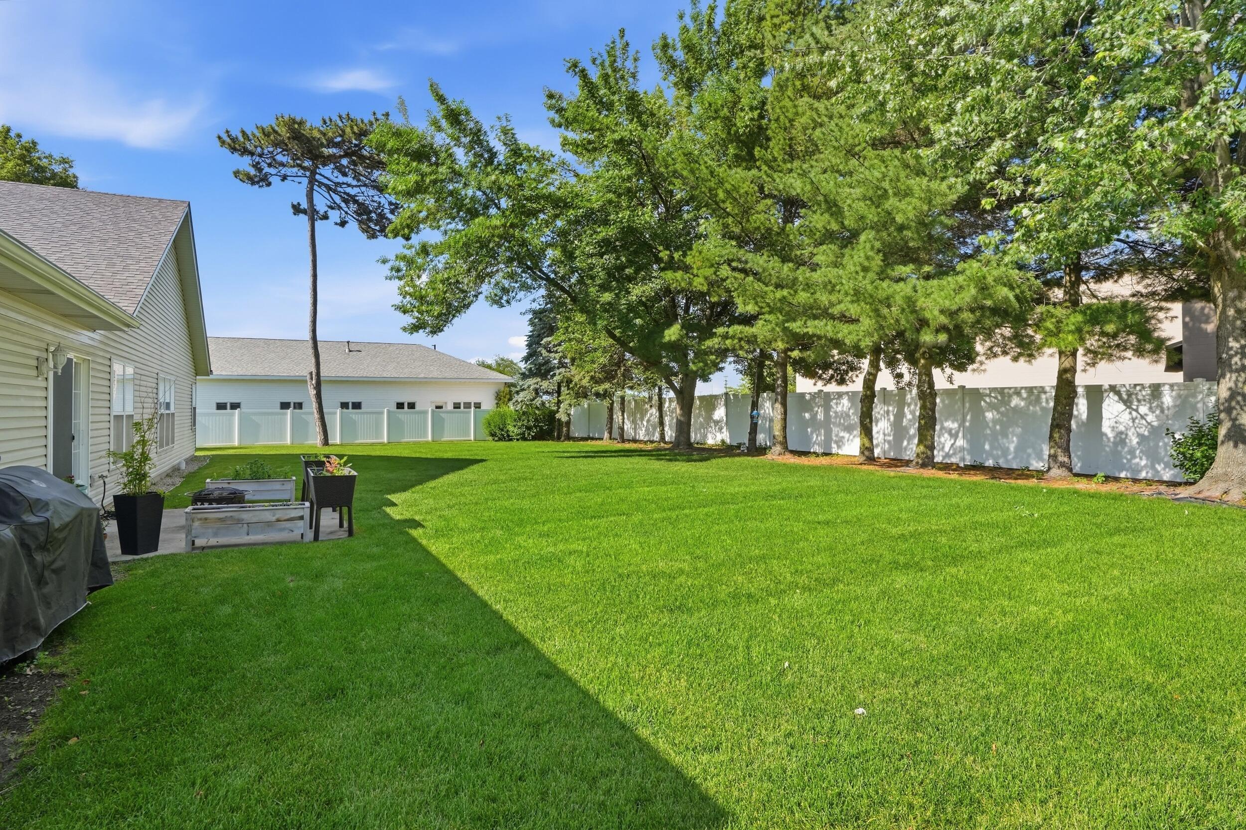 2267 Whispering Oaks Court, Highland, IN 46322; Image #17