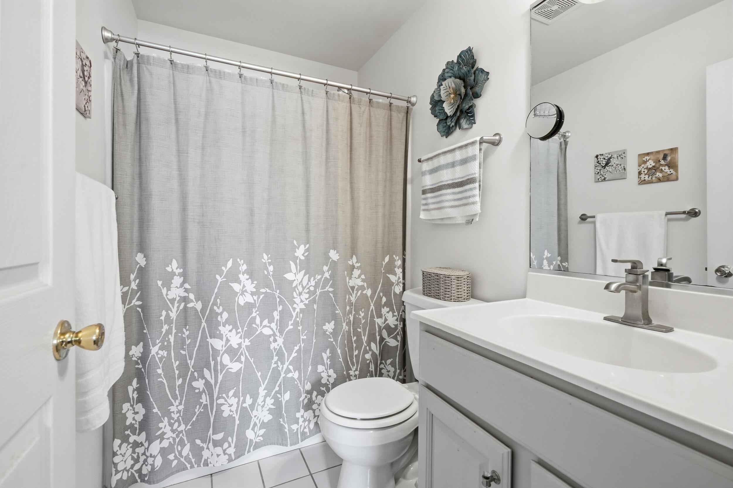 2267 Whispering Oaks Court, Highland, IN 46322; Image #20