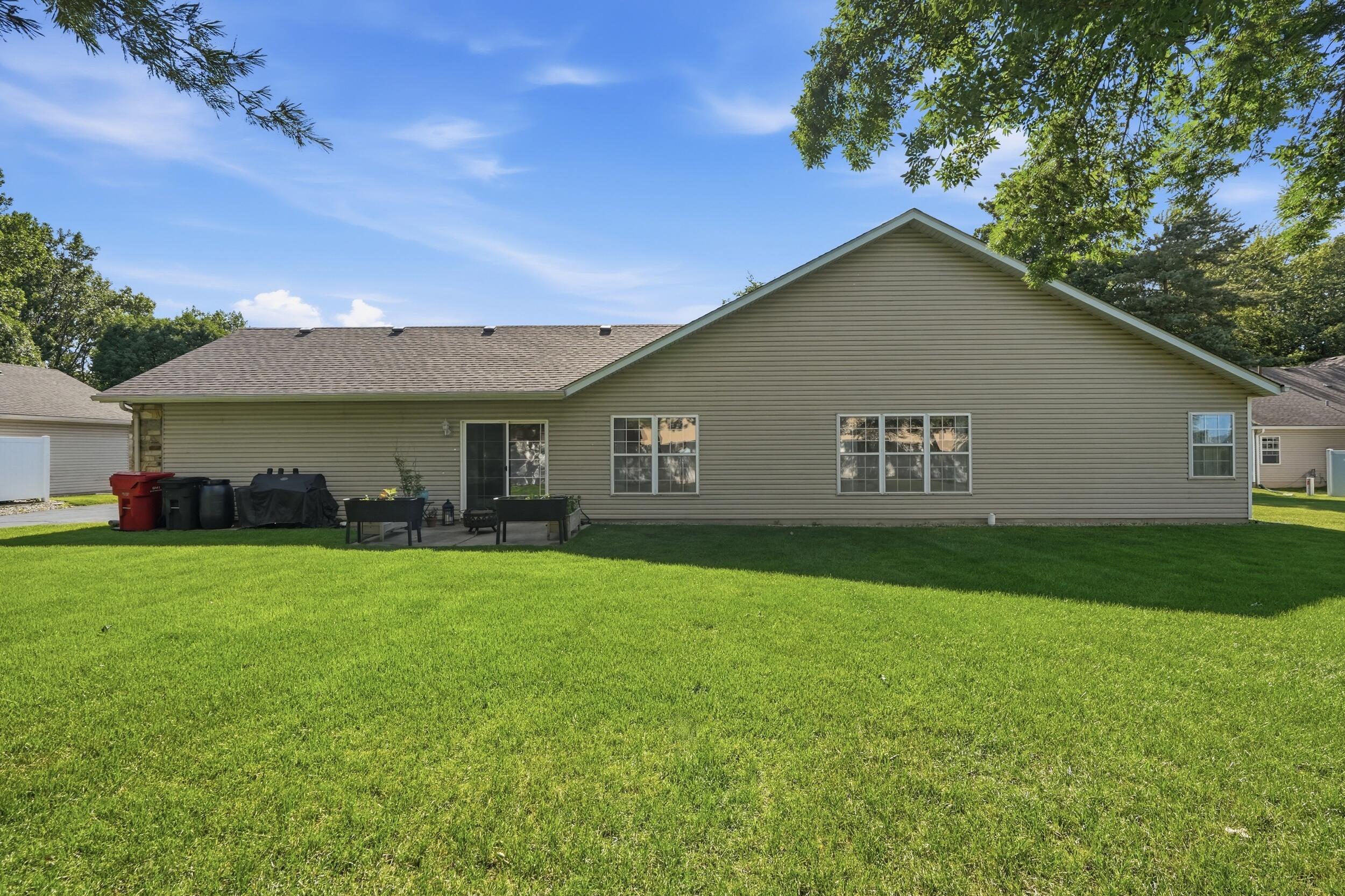 2267 Whispering Oaks Court, Highland, IN 46322; Image #24