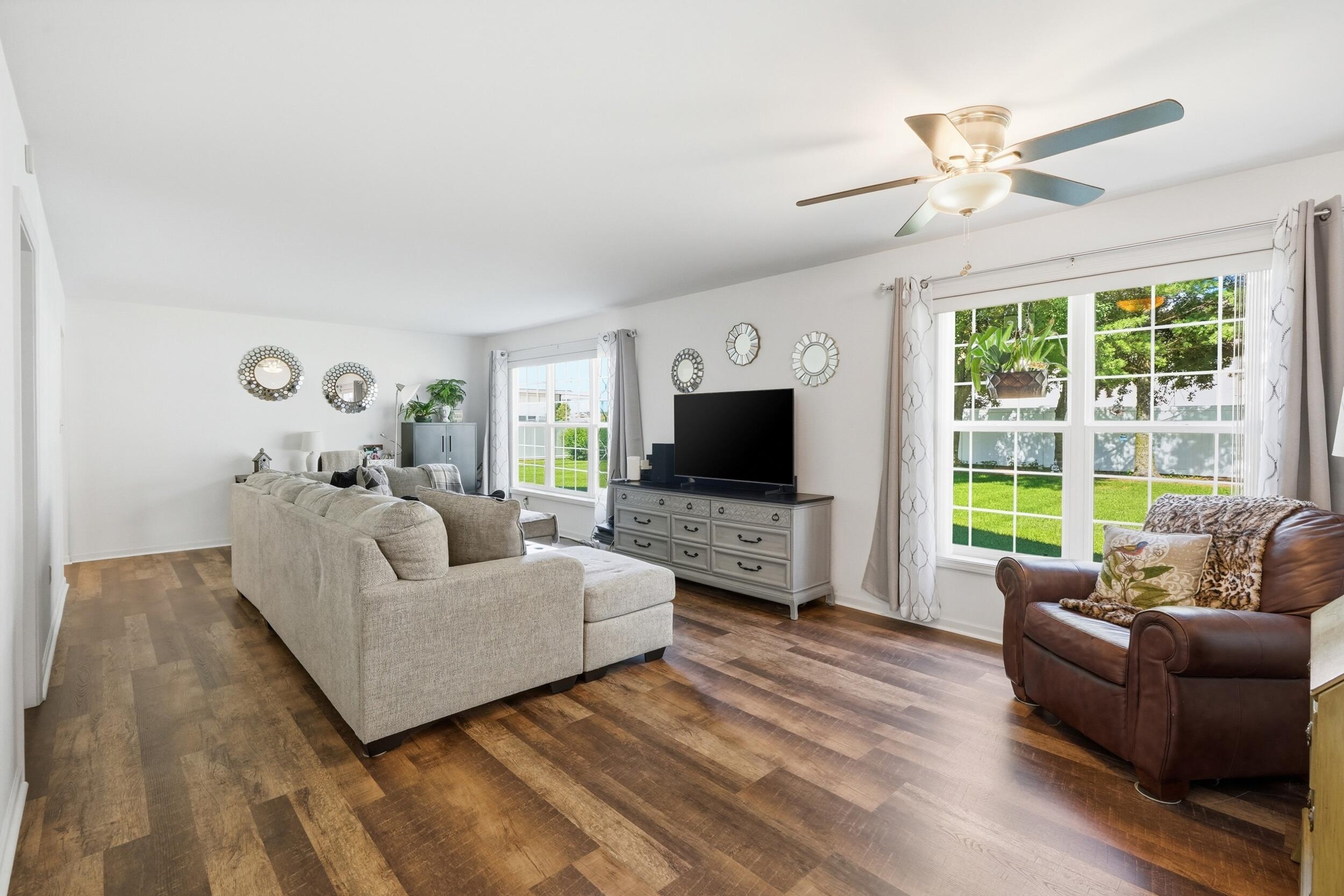 2267 Whispering Oaks Court, Highland, IN 46322; Image #9