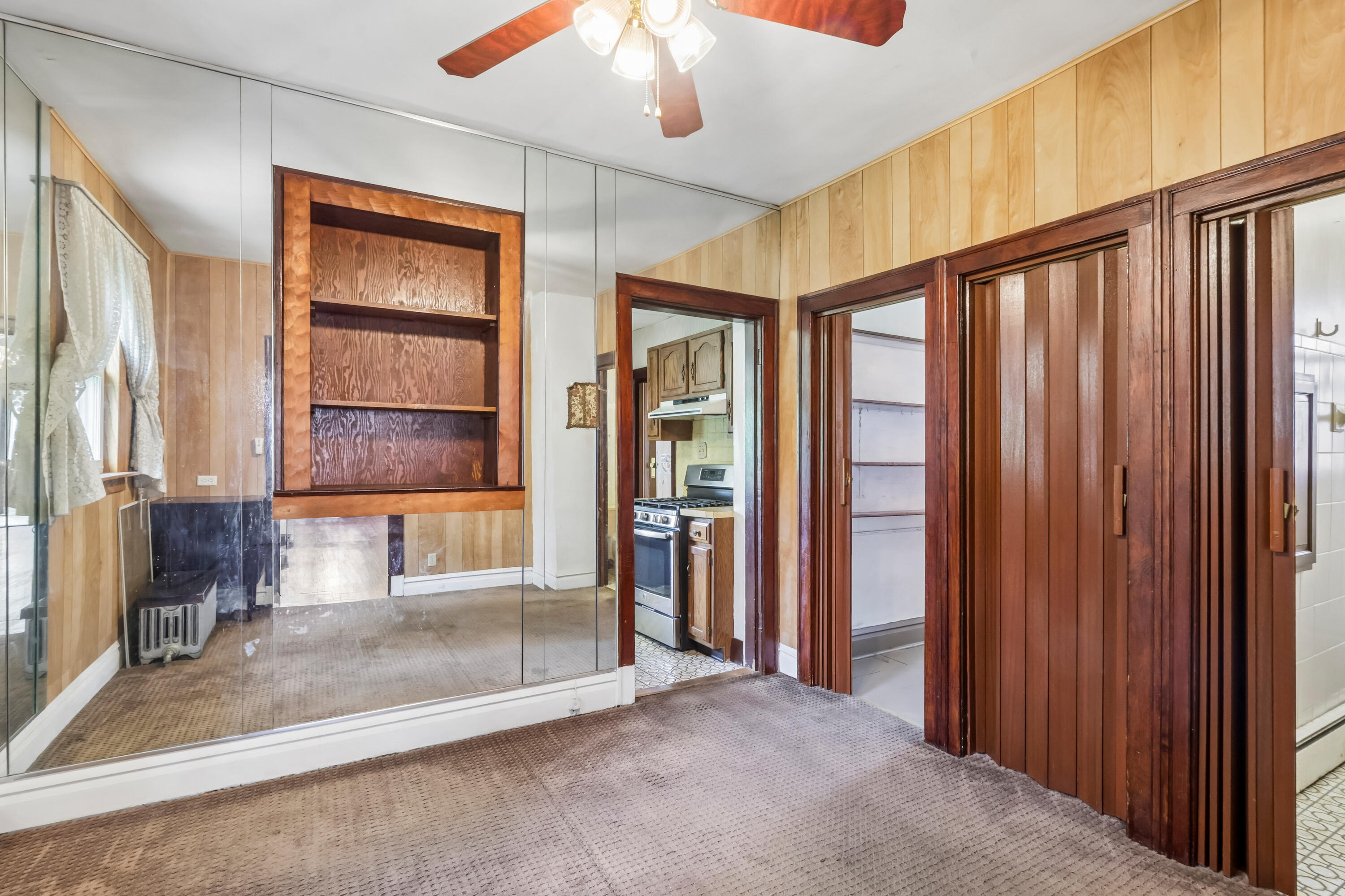 2256 White Oak Avenue, Whiting, IN 46394; Image #19