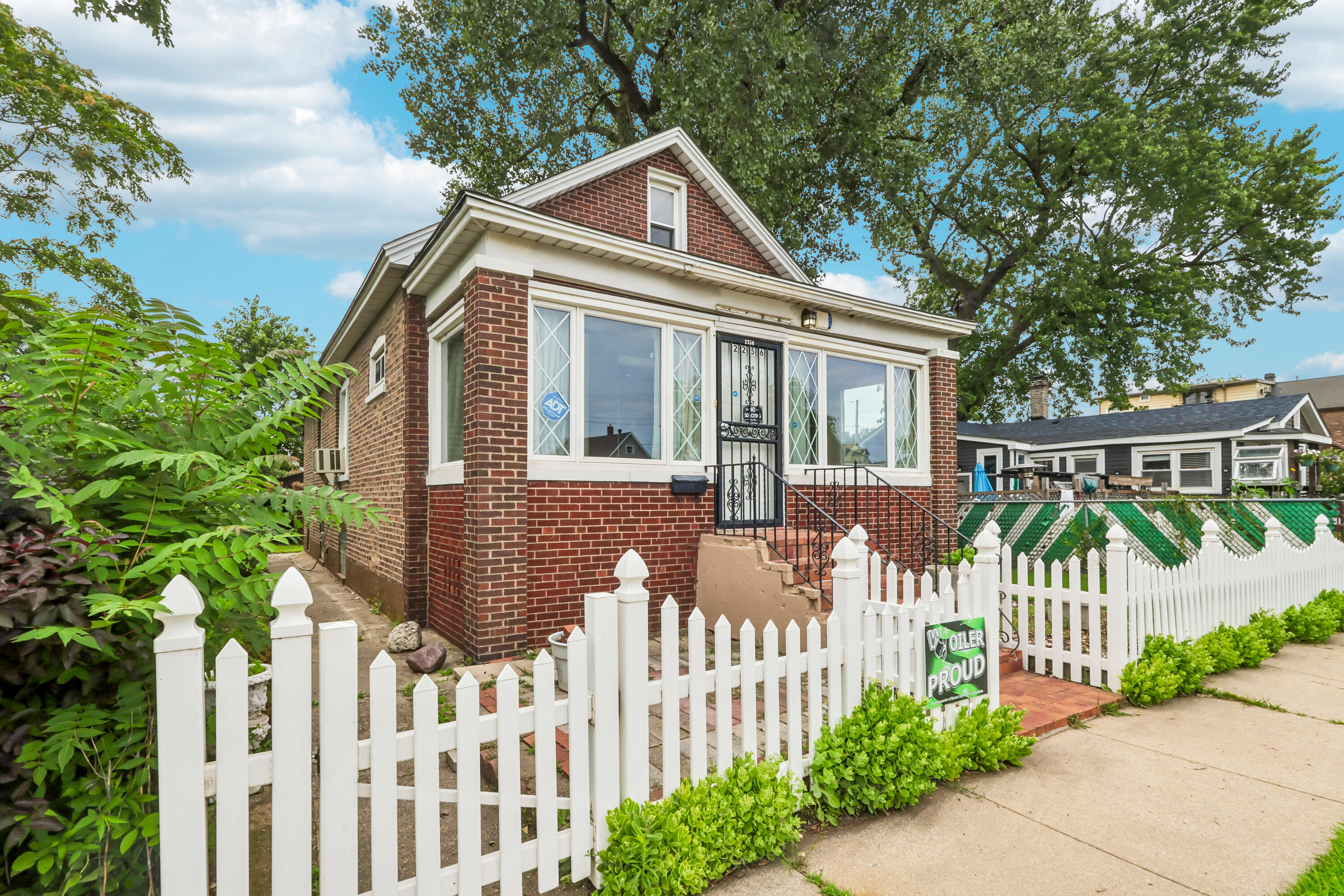 2256 White Oak Avenue, Whiting, IN 46394; Image #2