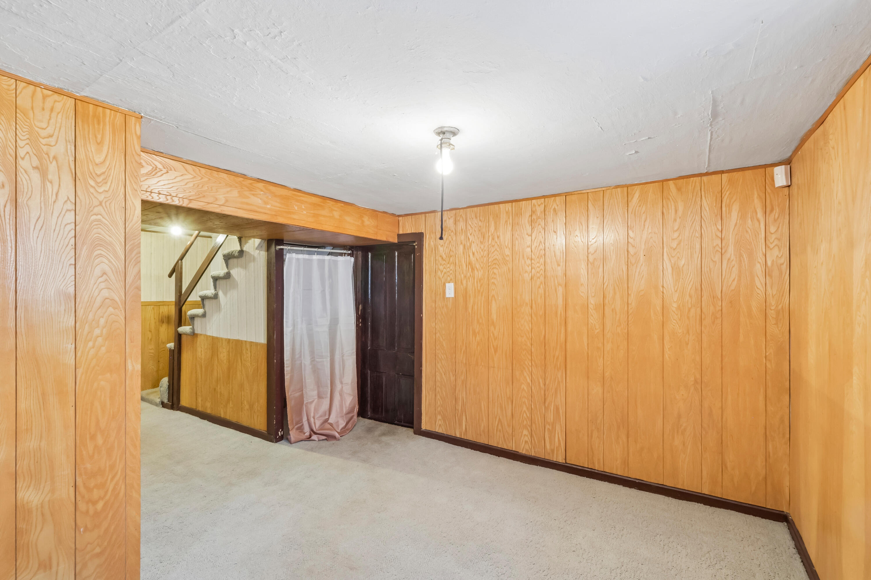 2256 White Oak Avenue, Whiting, IN 46394; Image #27