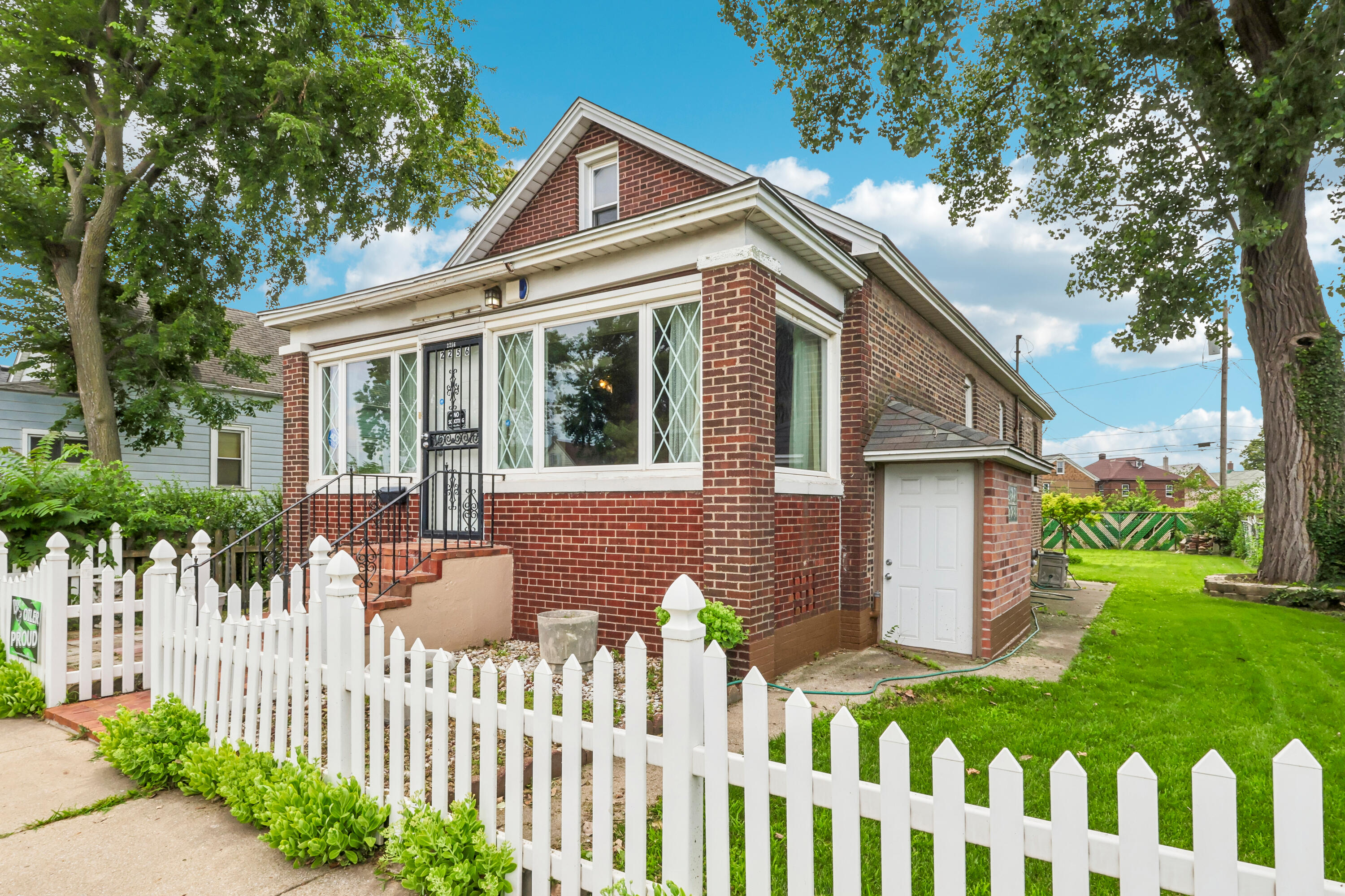 2256 White Oak Avenue, Whiting, IN 46394; Image #3