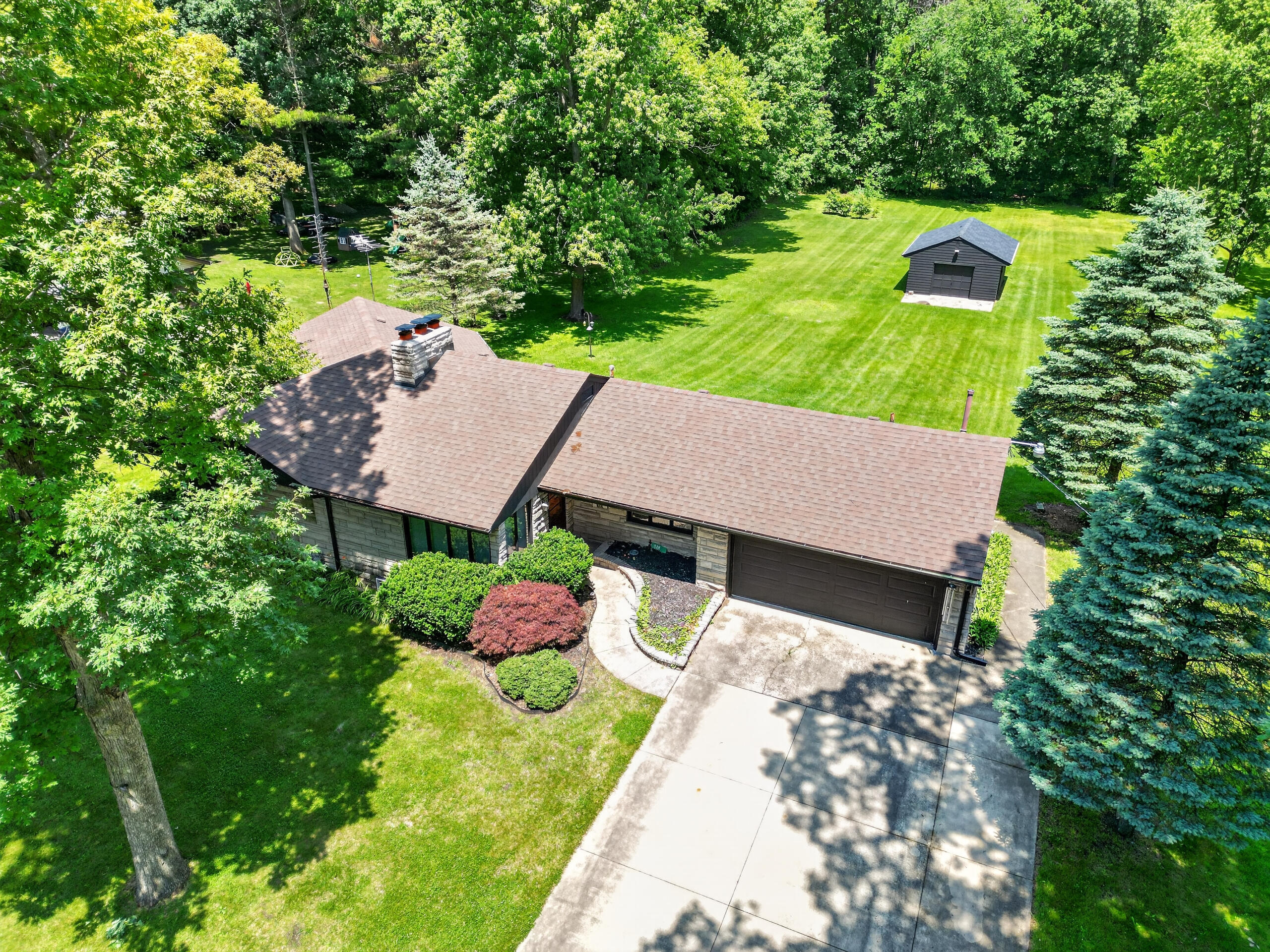 120 E Oak Hill Road, Chesterton, IN 46304; Image #2