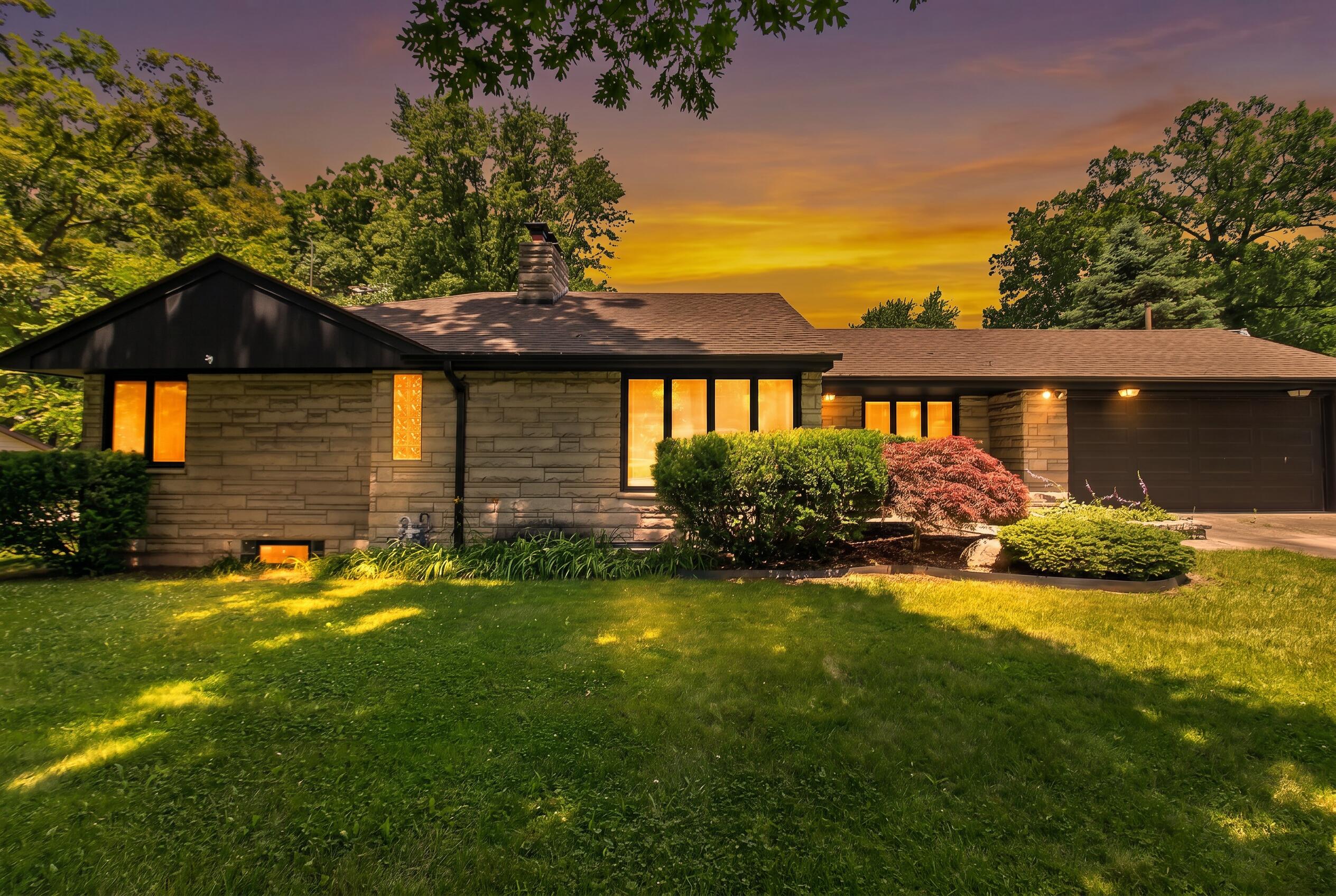 120 E Oak Hill Road, Chesterton, IN 46304; Image #22