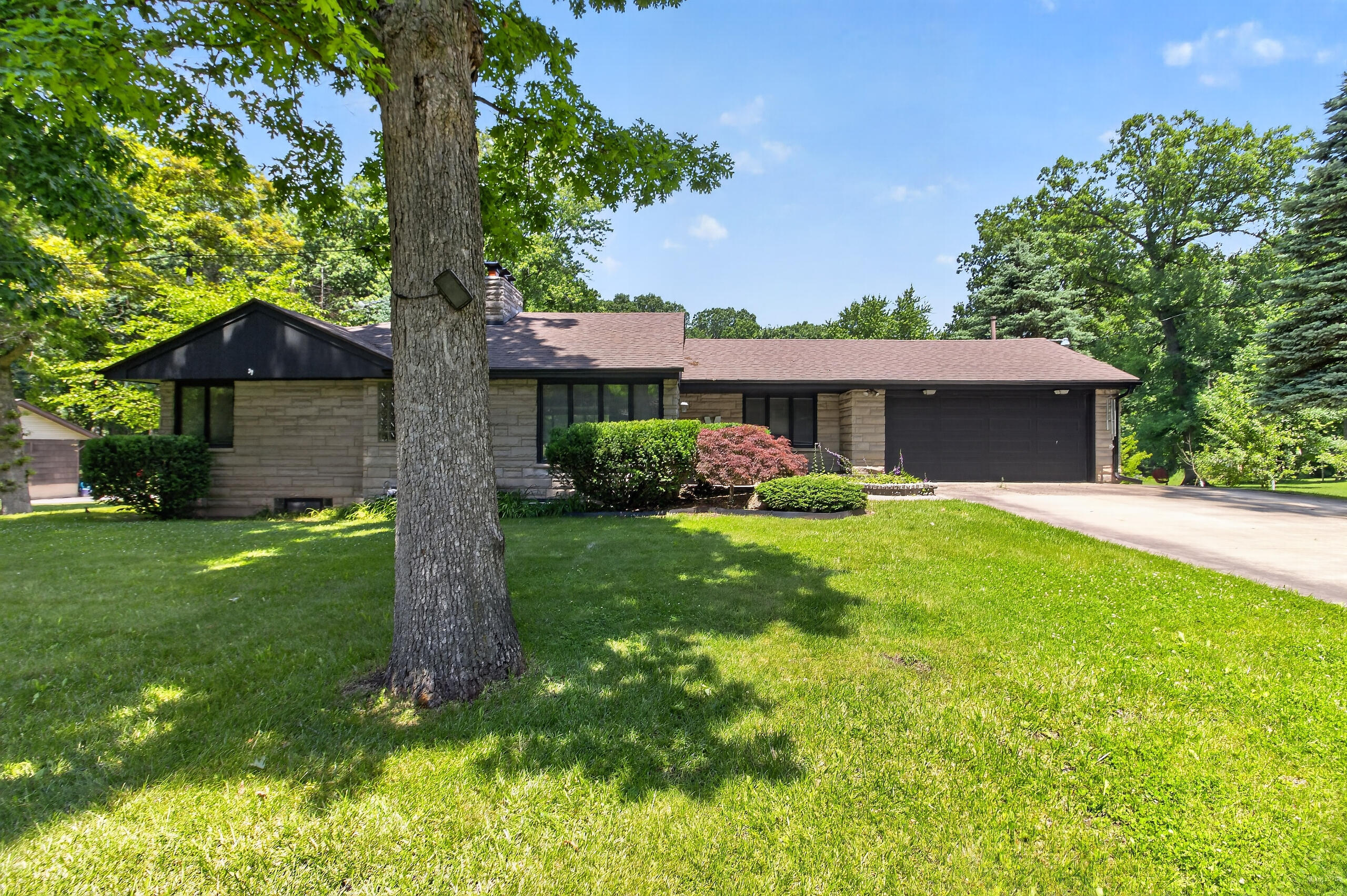 120 E Oak Hill Road, Chesterton, IN 46304; Image #9