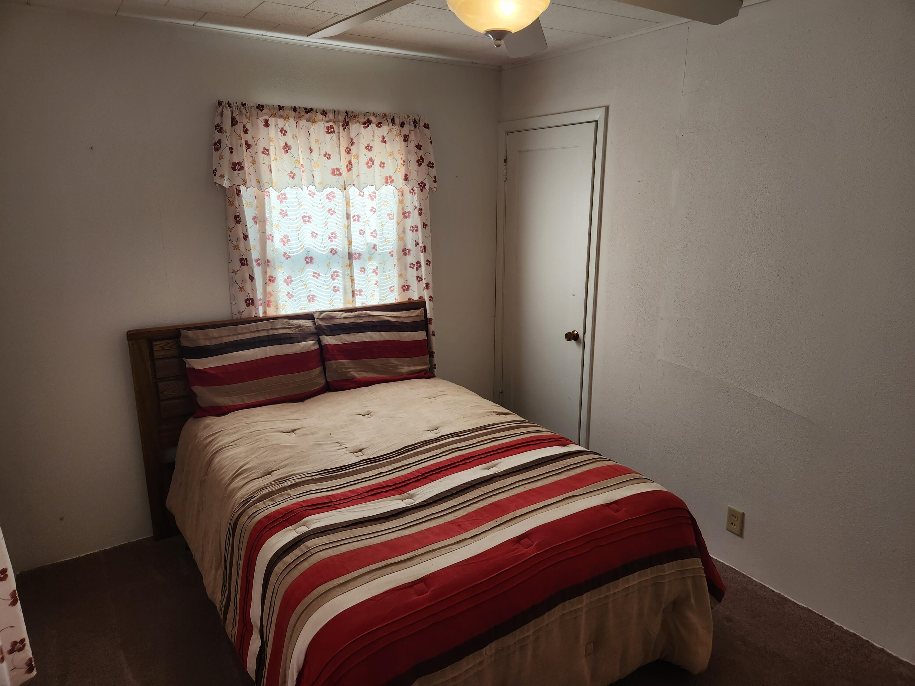 825 W Washington Street, Rensselaer, IN 47978; Image #15