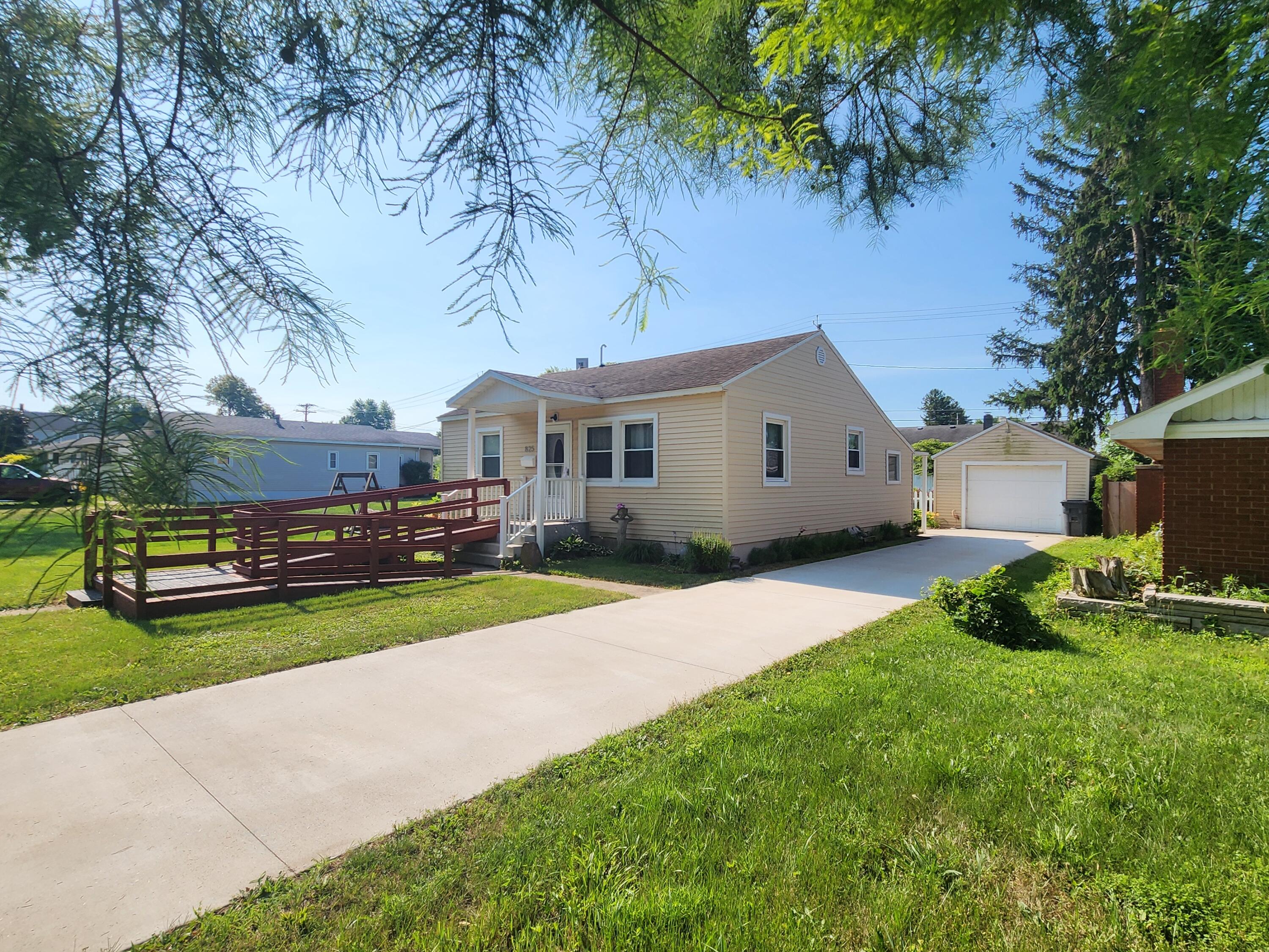 825 W Washington Street, Rensselaer, IN 47978; Image #3