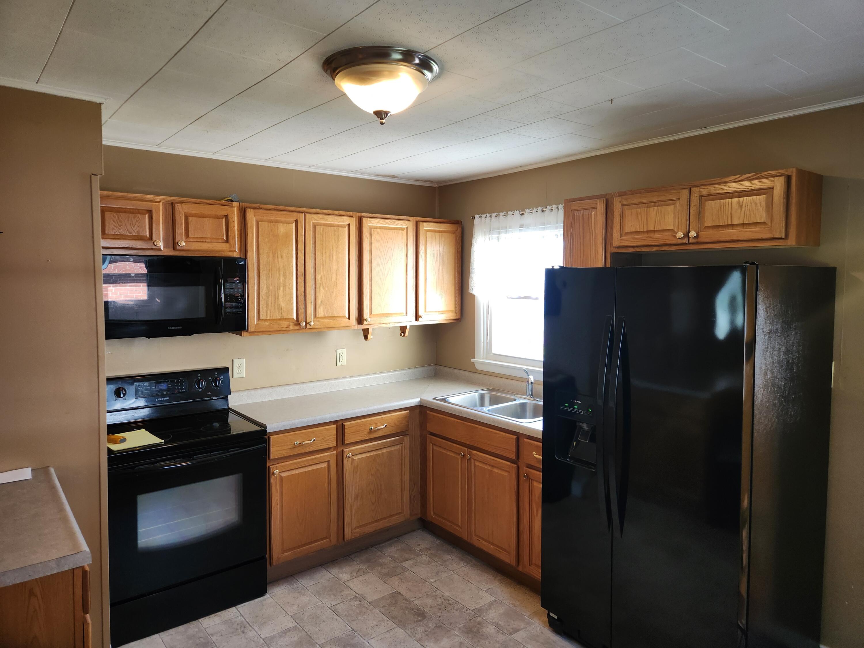 825 W Washington Street, Rensselaer, IN 47978; Image #8