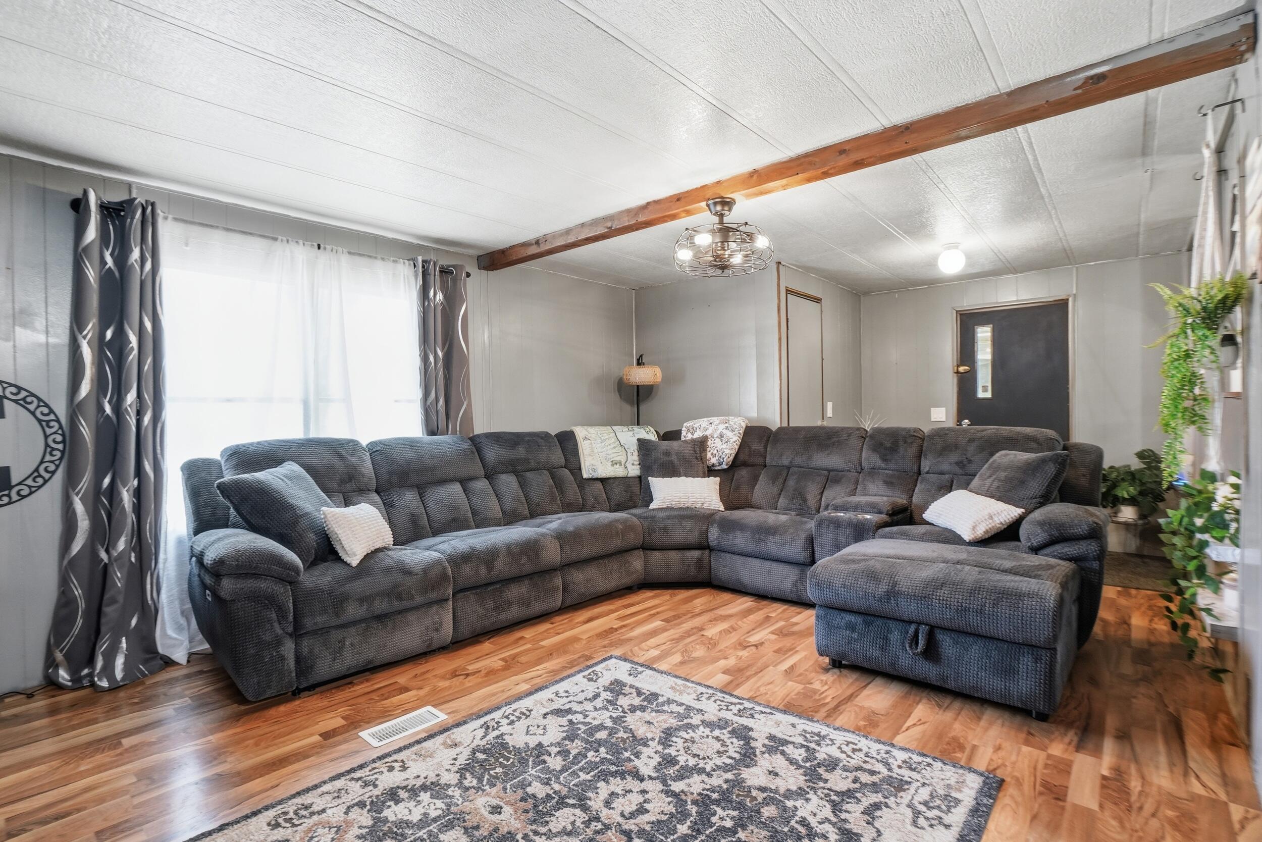 9390 N 1000 W, DeMotte, IN 46310; Image #4
